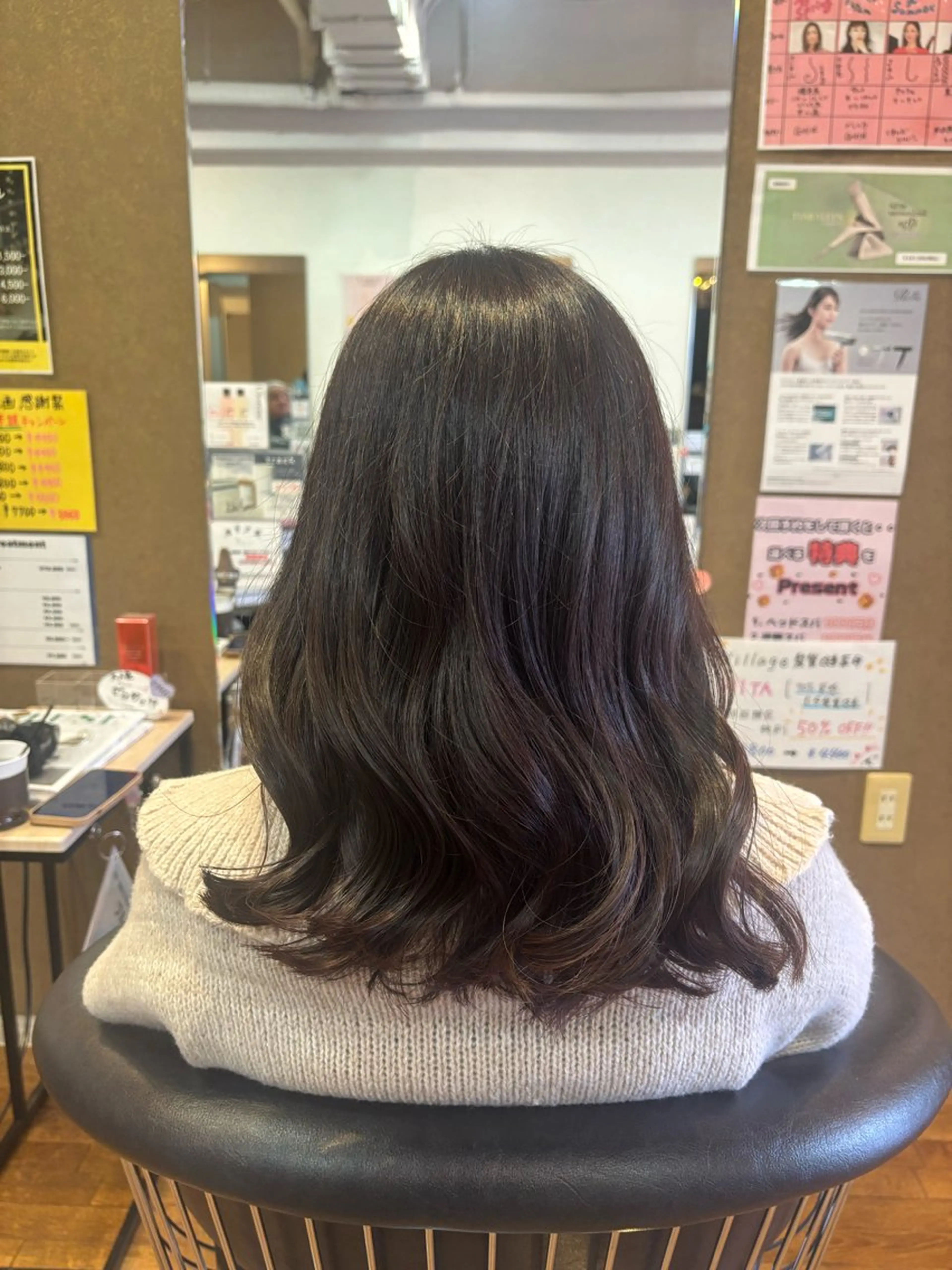 ミディアム 芦田 まつ莉のヘアスタイル