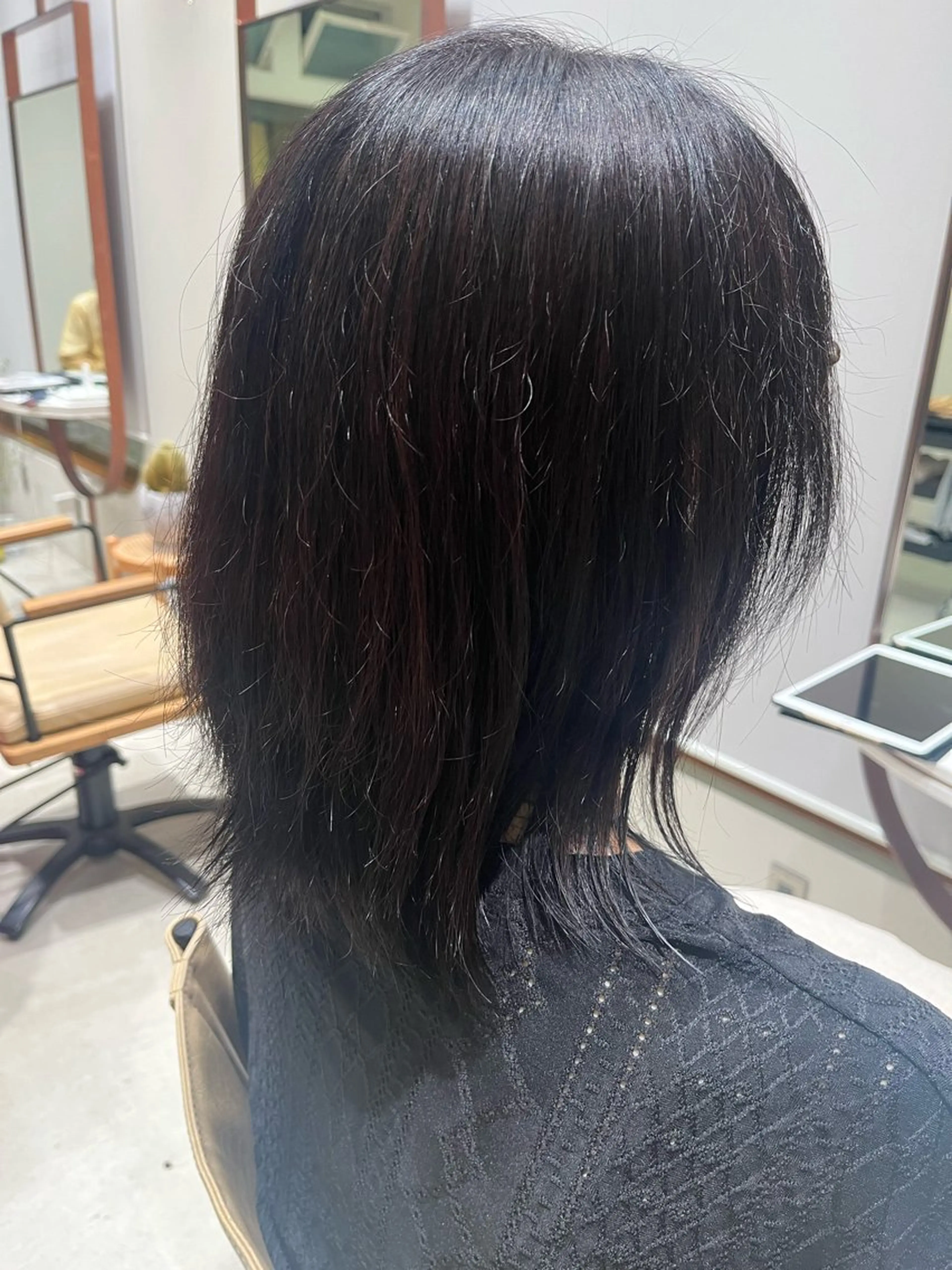 ミディアム カラー ramphy 加藤 美羽のヘアスタイル