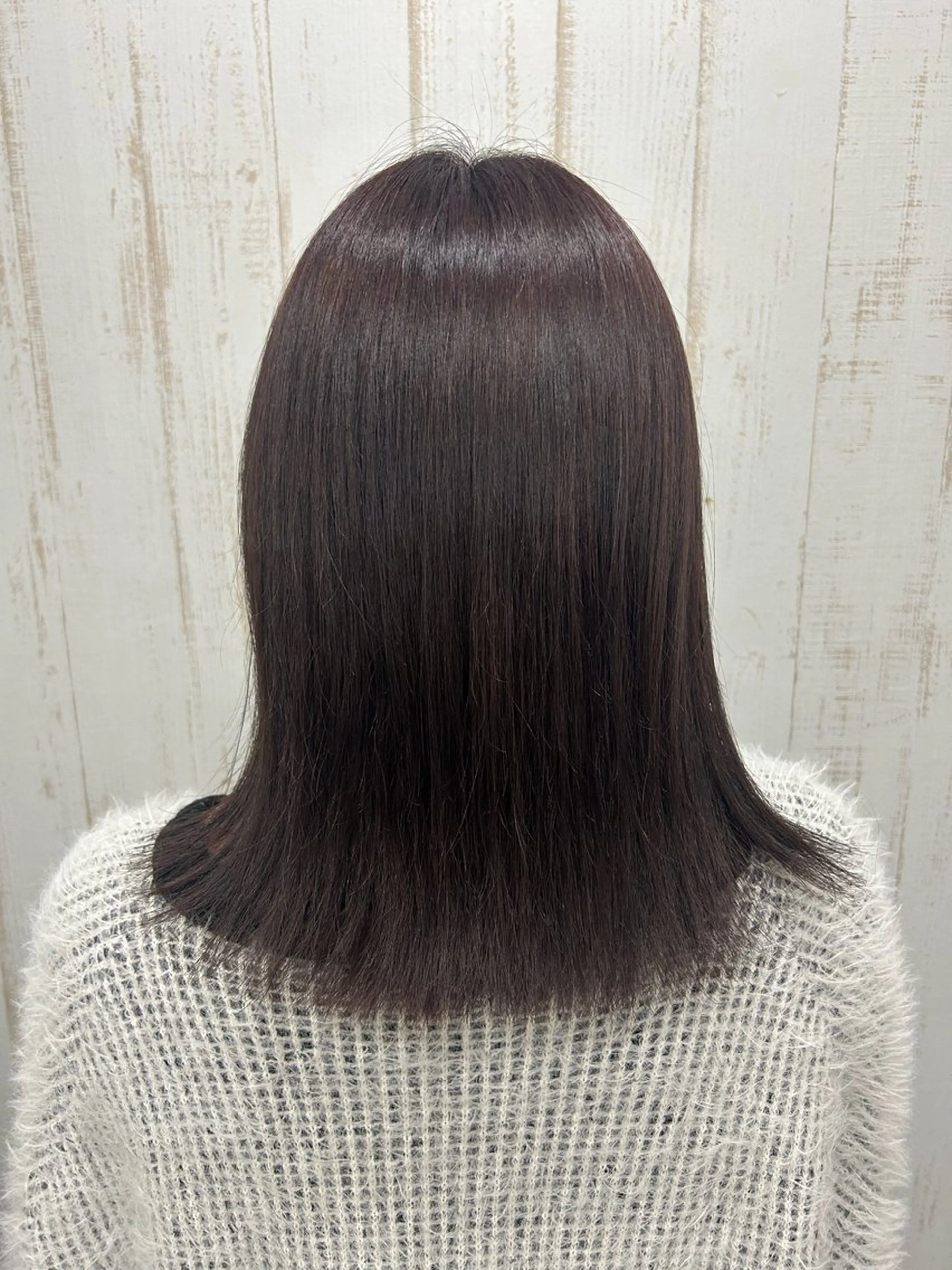 ミディアム カラー グレージュ ラベンダーカラー ラベンダーグレージュ ラベンダーグレー 外ハネヘア 🐰関根 さら🍒のヘアスタイル