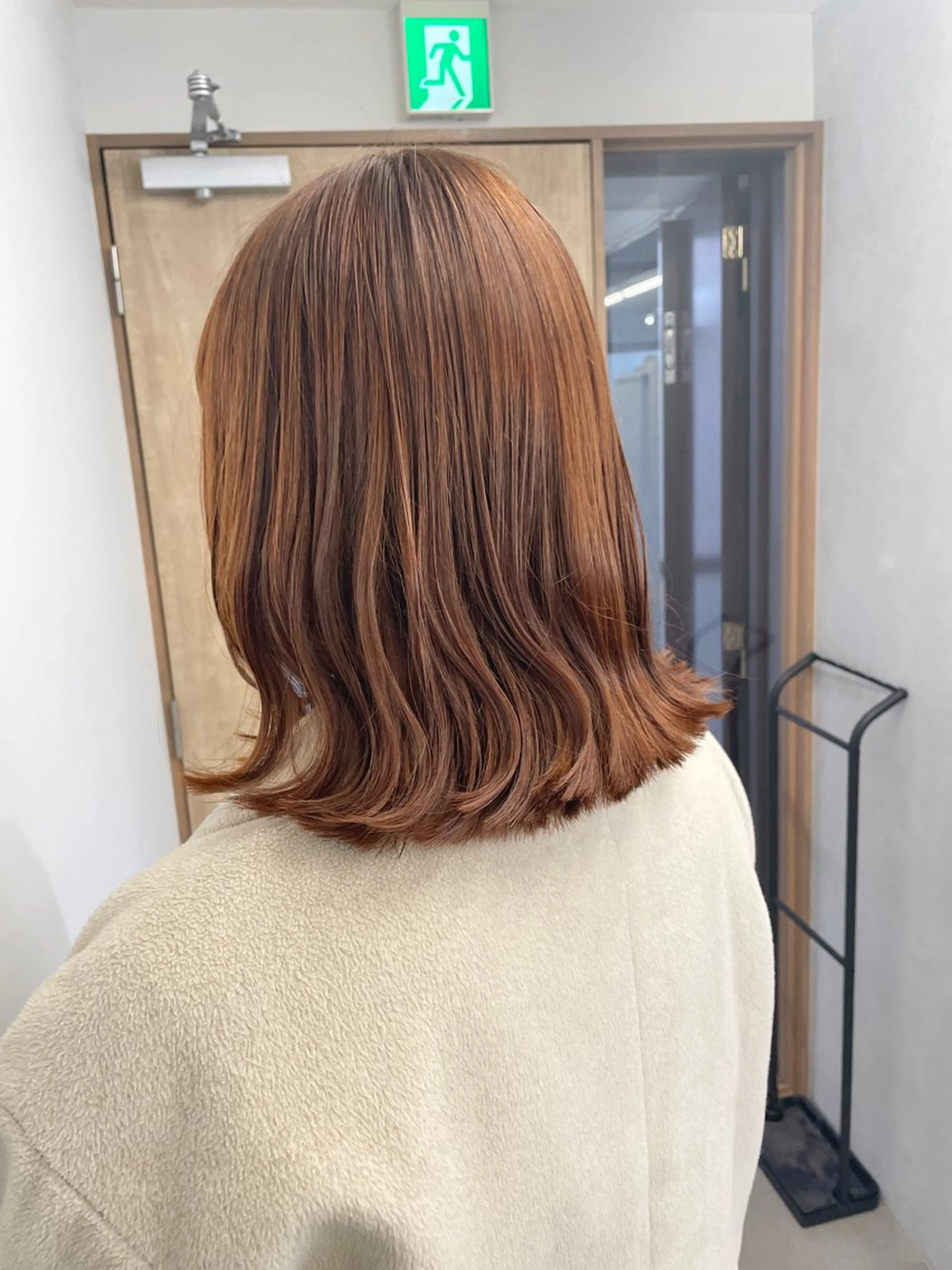 ミディアム カラー ベージュカラー オレンジ オレンジベージュ 🫧透明感カラー/ ボブ/小笠原汐海🪽のヘアスタイル