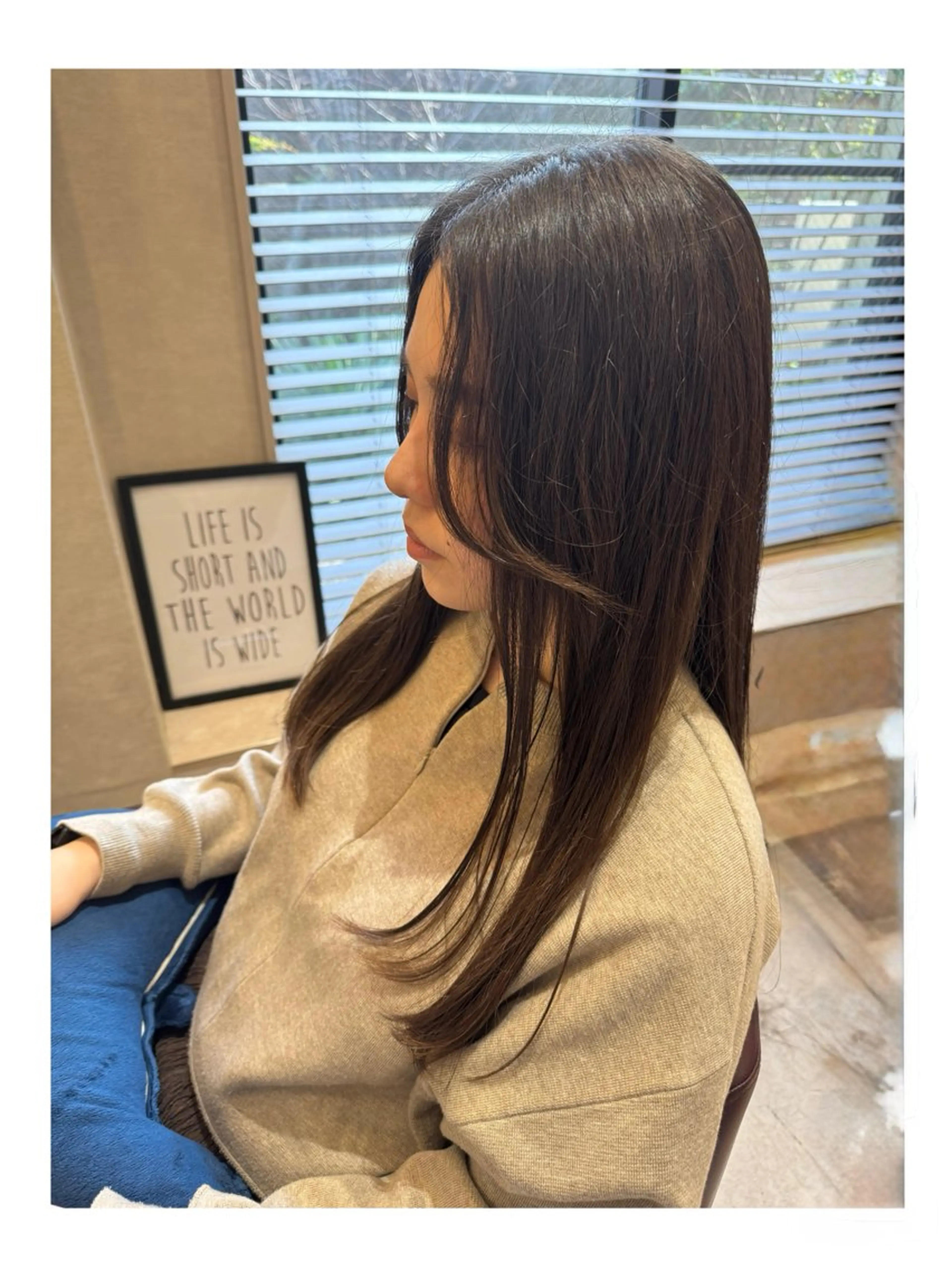 ロング Erika [Simple]のヘアスタイル