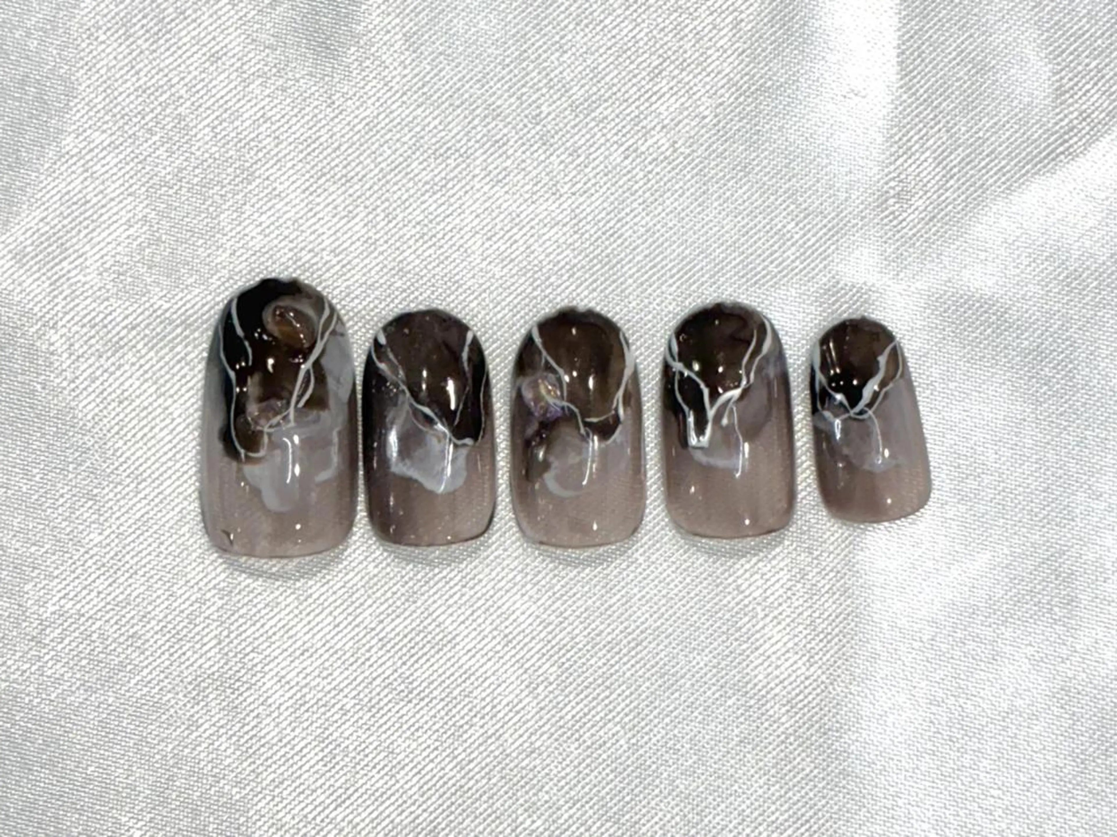 ネイル ハンドネイル 1アイ&ネイルサロン リスブラン銀座新富町のネイルデザイン