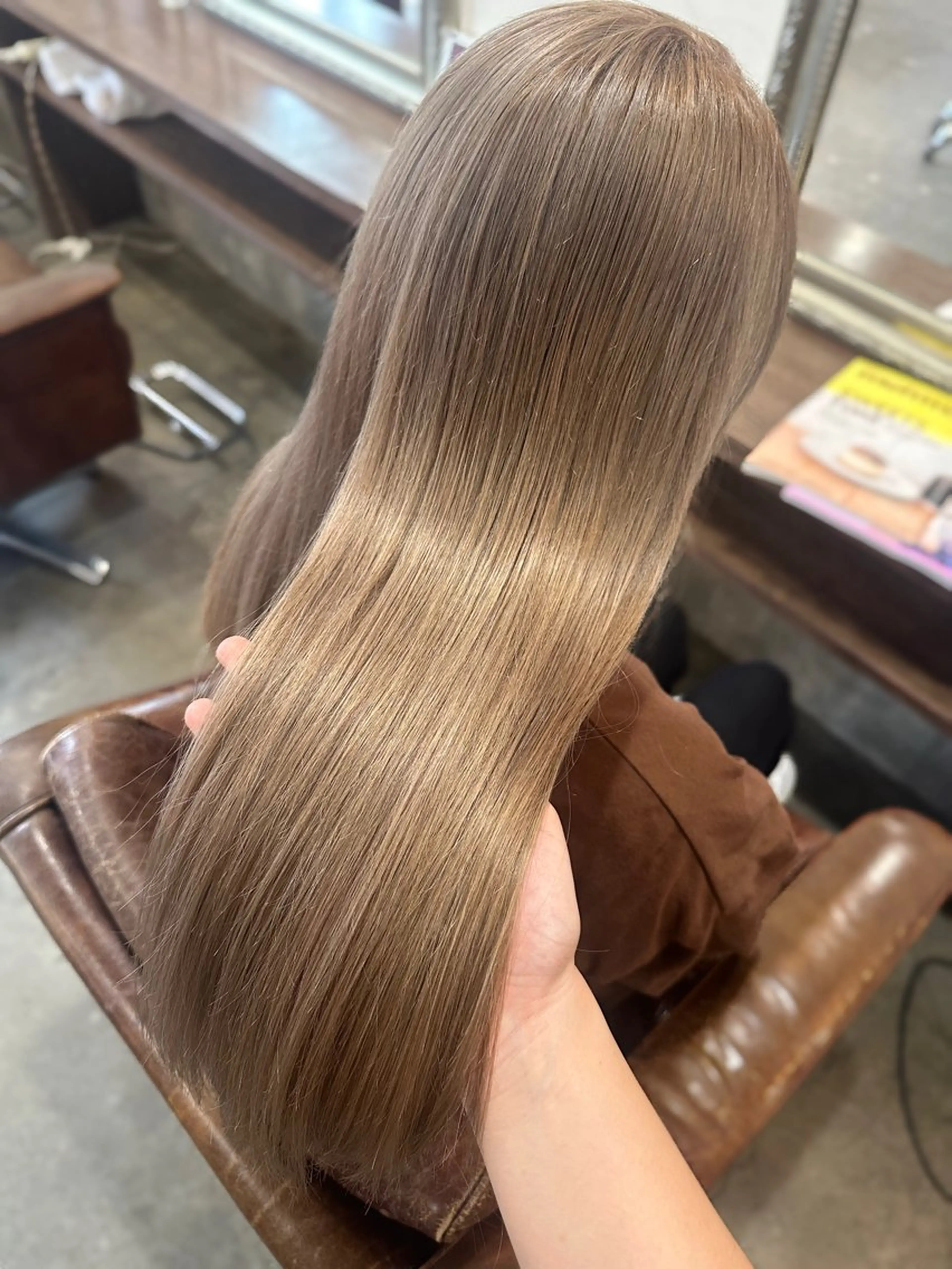 カット+ダブルカラー(ブリーチ込)+リペアトリートメントの写真