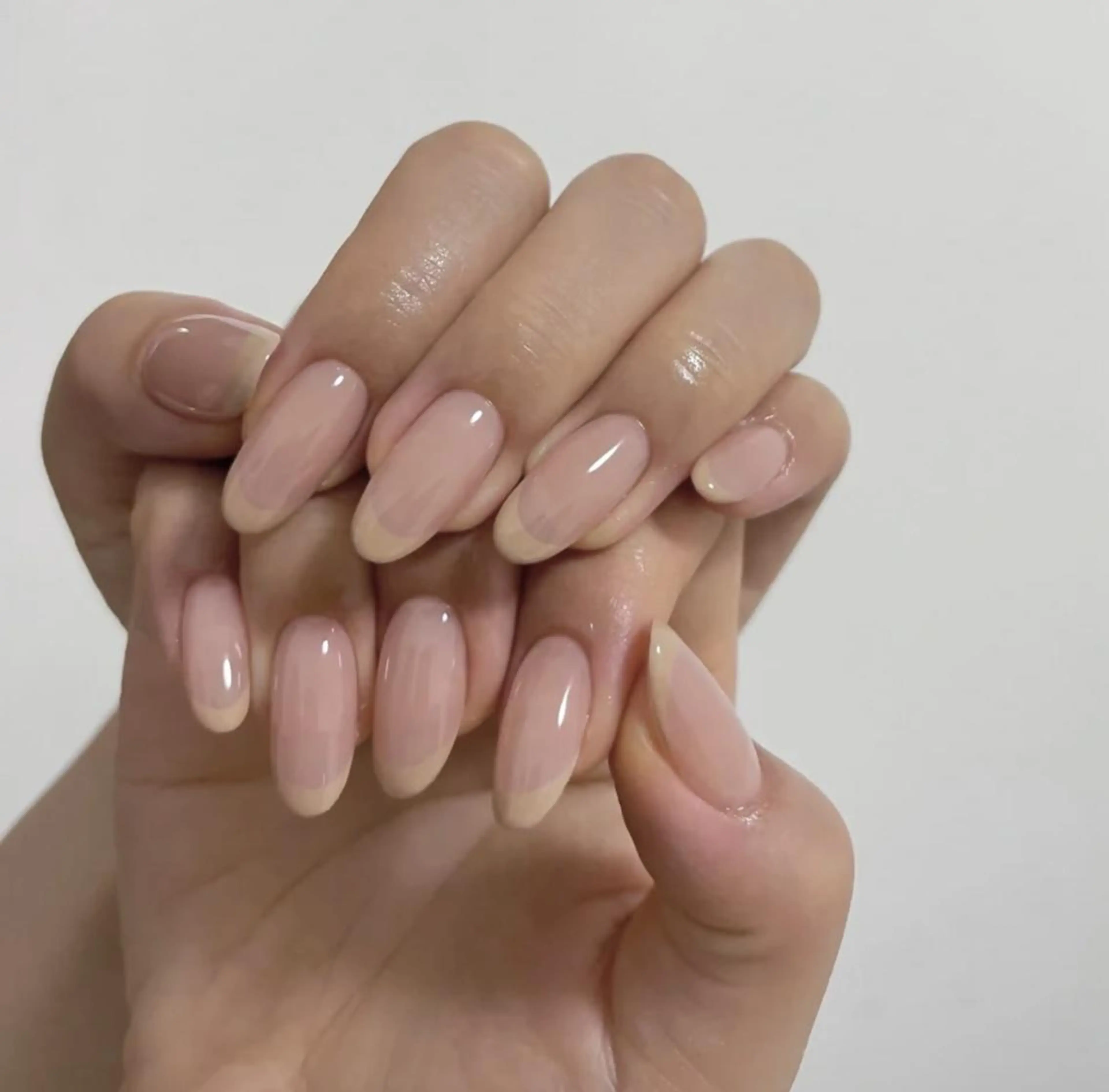 ネイル フレンチネイル Queens みなみのネイルデザイン