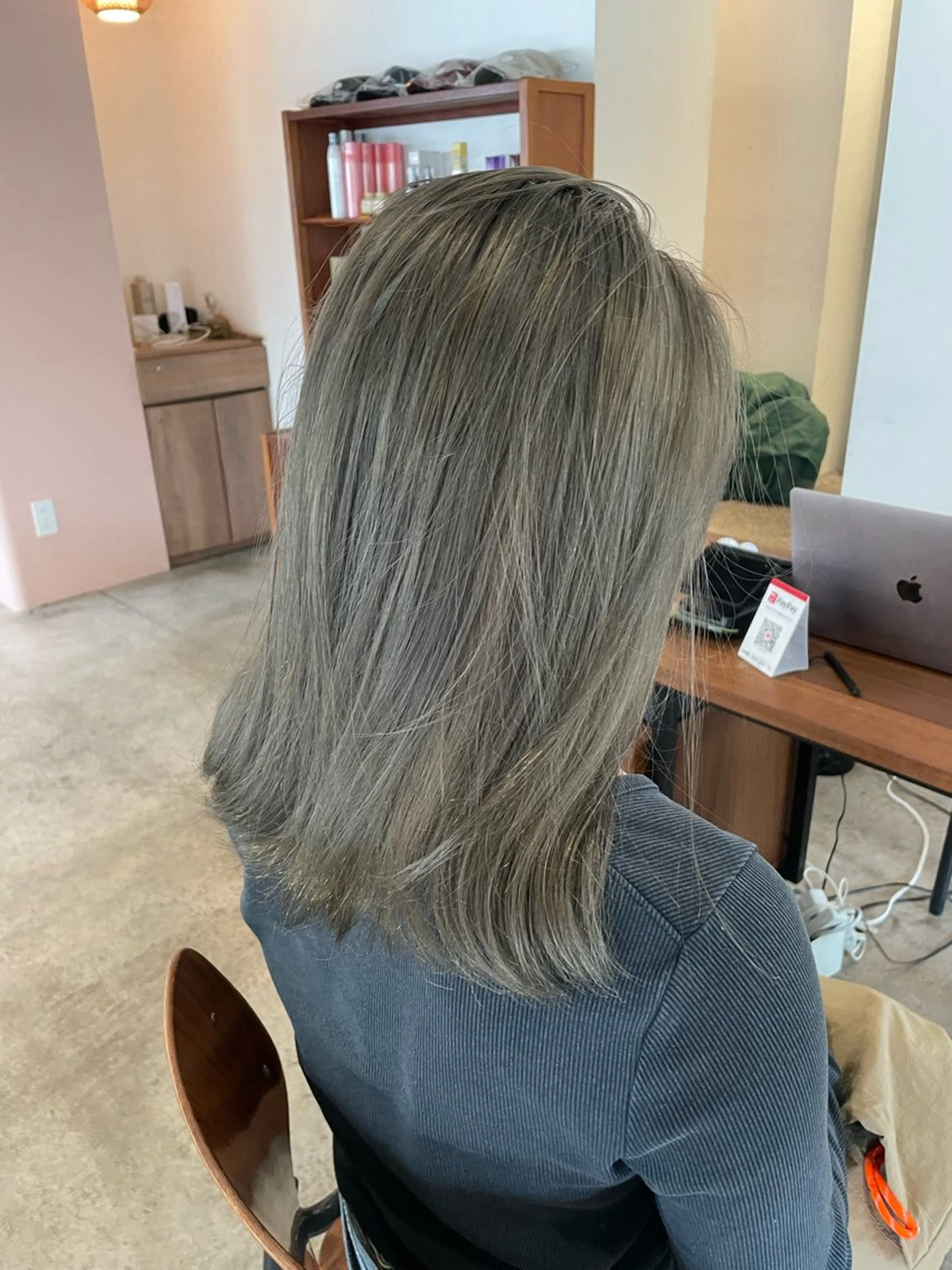 ミディアム カラー ヘアカラー ゆるふわガーリーst yle🩰yuukaのヘアスタイル