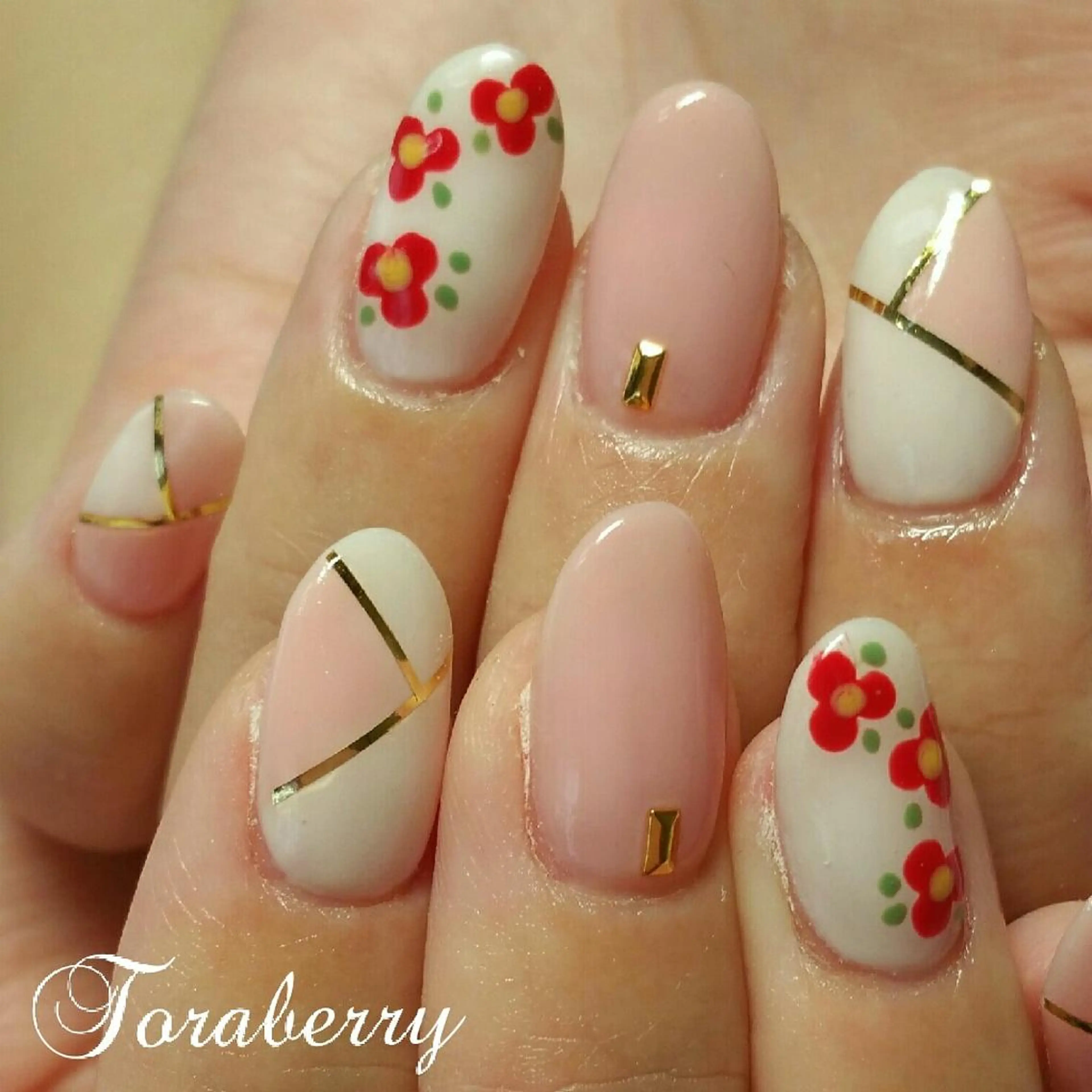 ネイル ネイリスト なつみのネイルデザイン