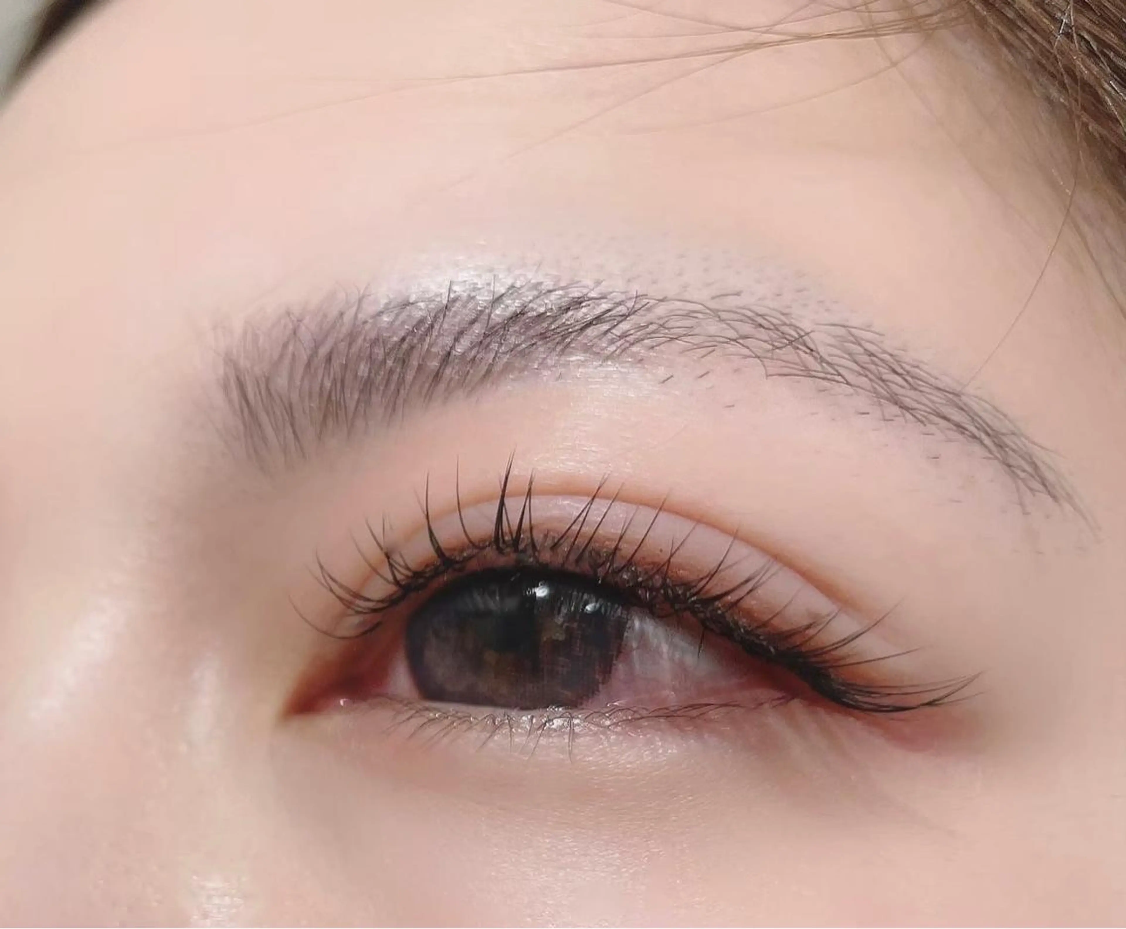 マツエク・マツパ 菊地 真優のヘアスタイル