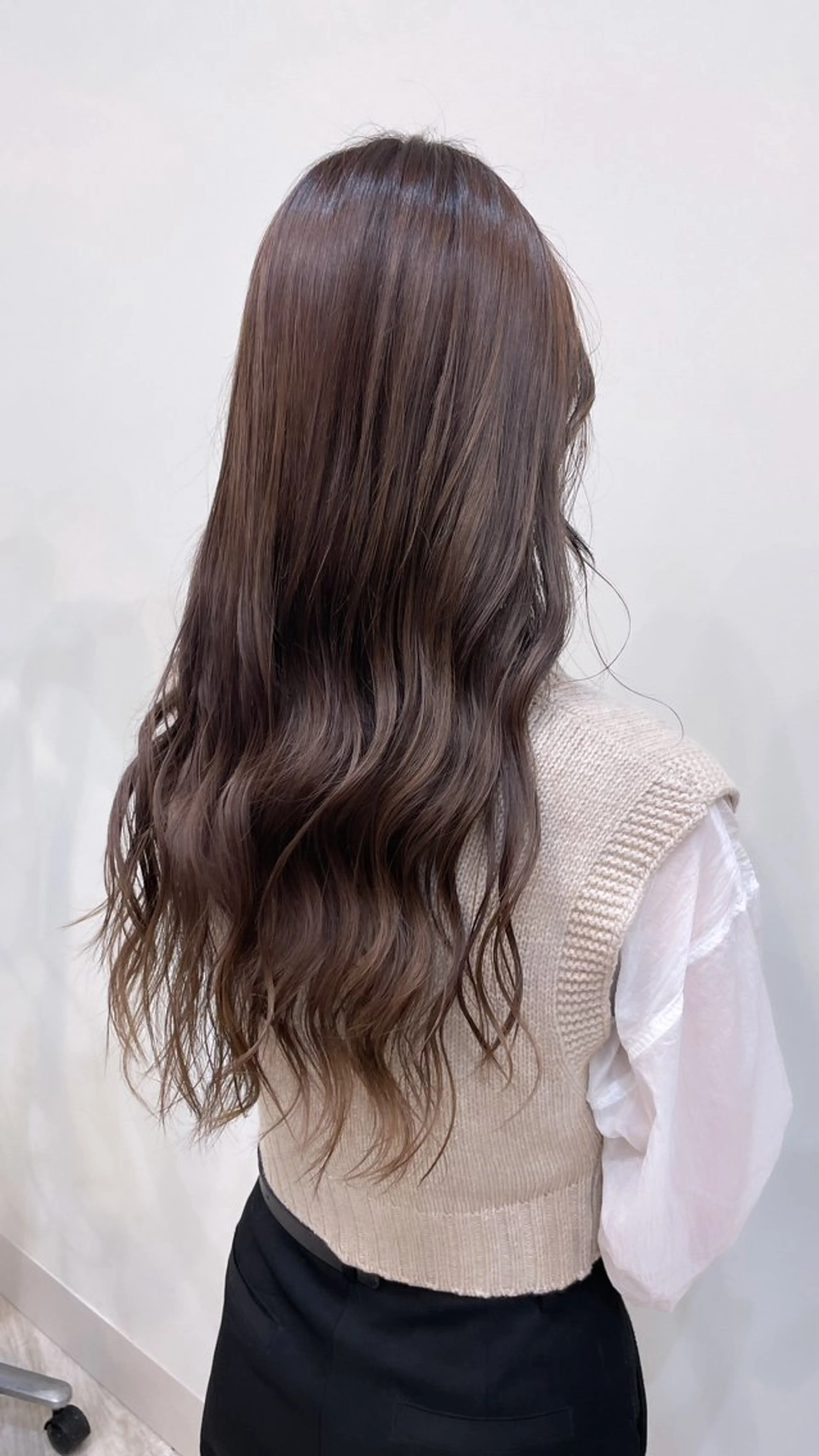 ロング カラー ベージュカラー 韓国風ヘア ラモードイワイ土岐 / 太田のヘアスタイル