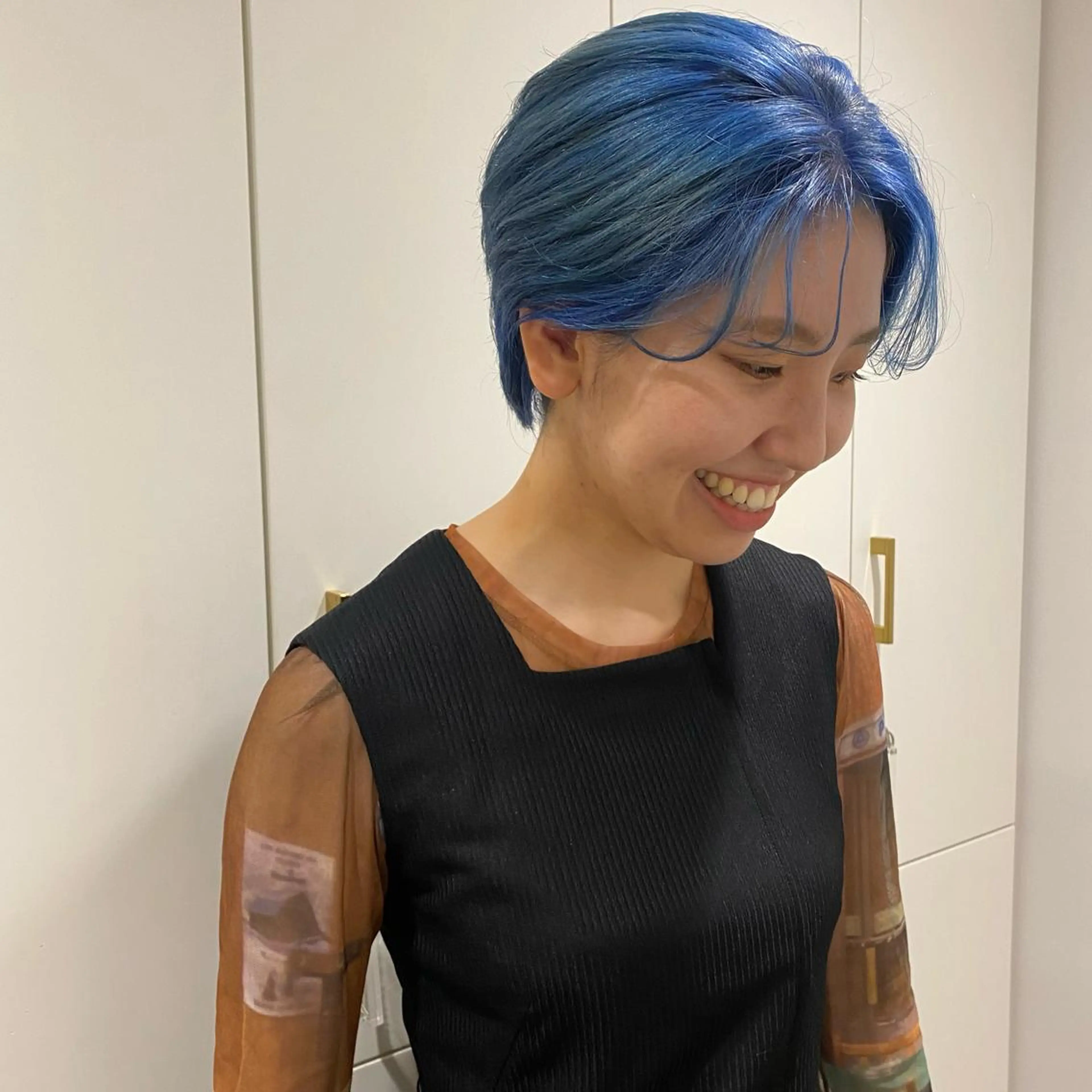 カラー 増井 彩乃のヘアスタイル