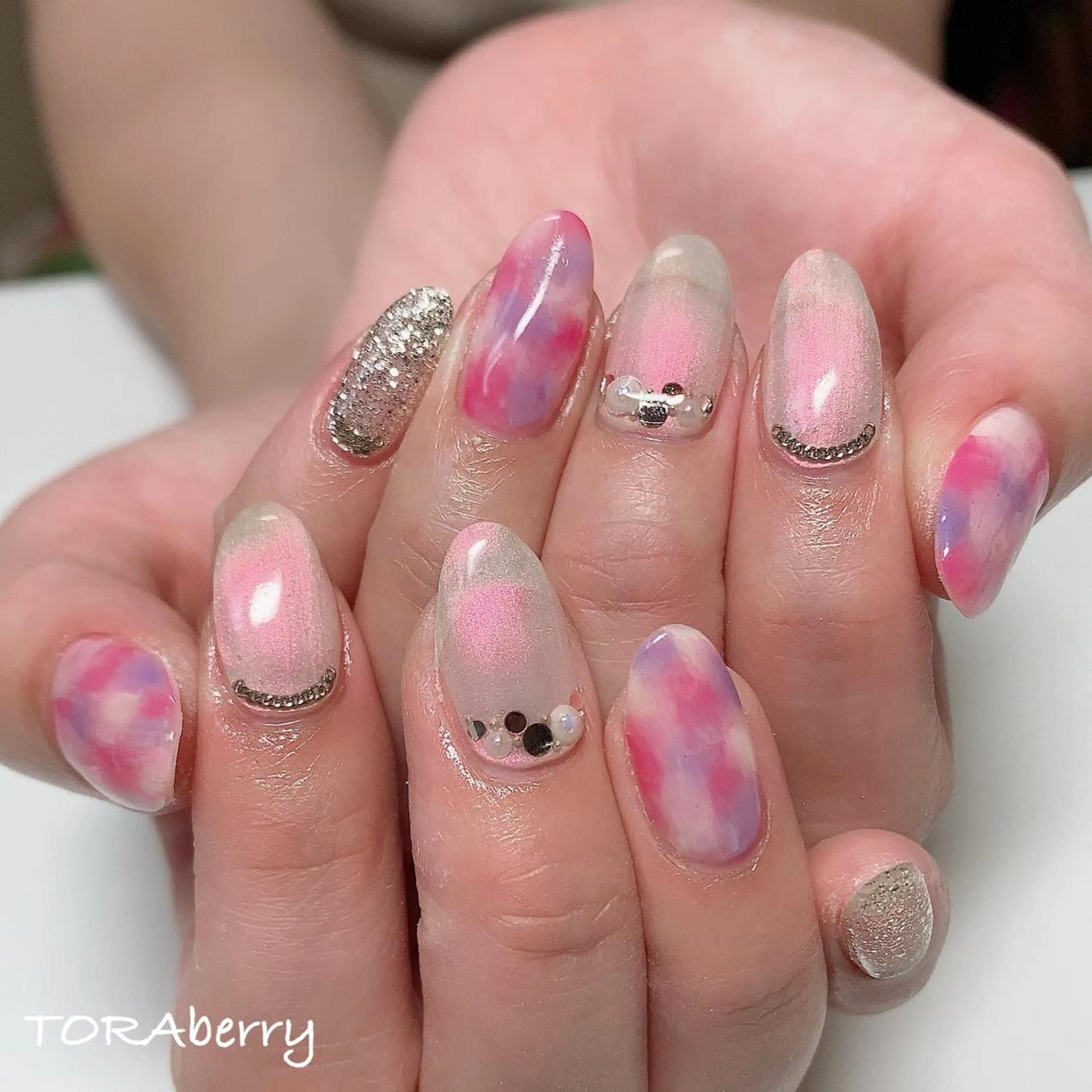 ネイル ハンドネイル ネイリスト なつみのネイルデザイン