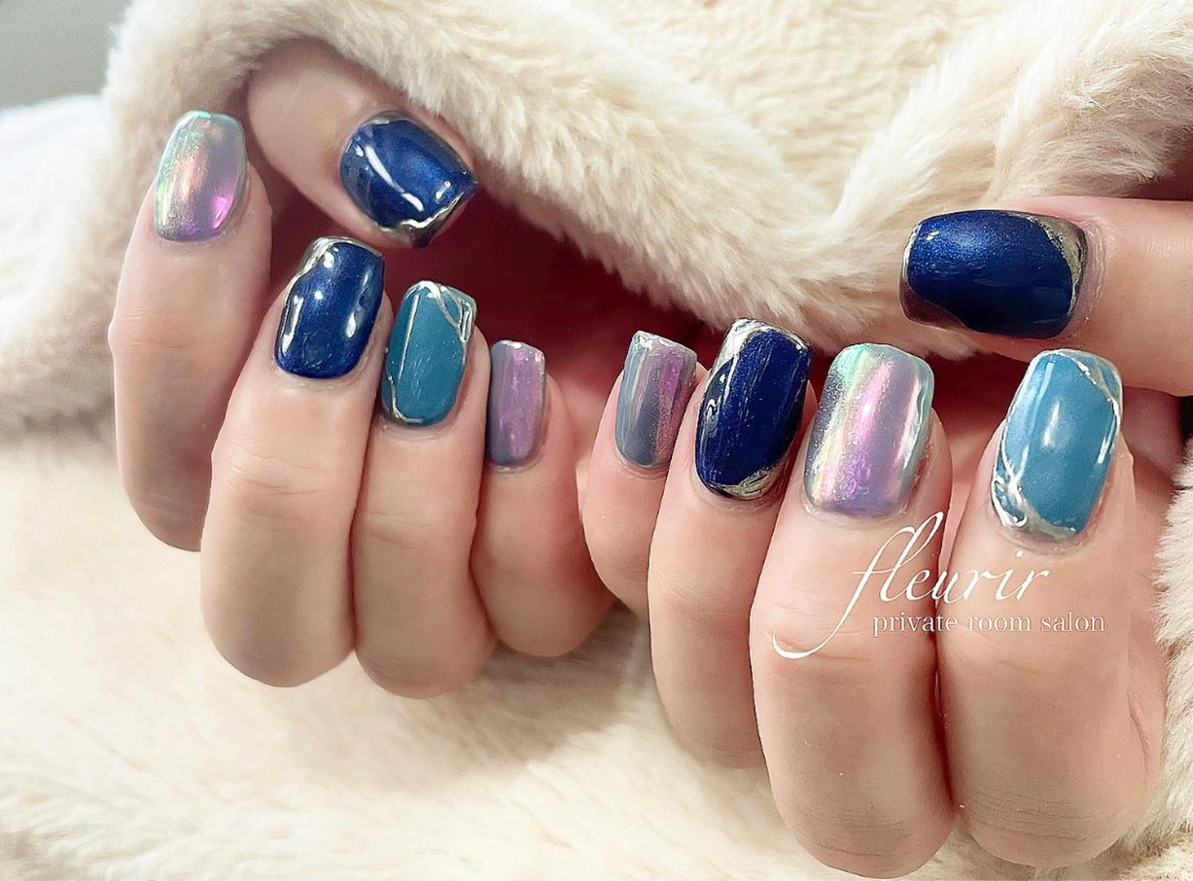 ネイル アートネイル ガーリー ミラーネイル フルリール 【プライベートサロンのネイルデザイン