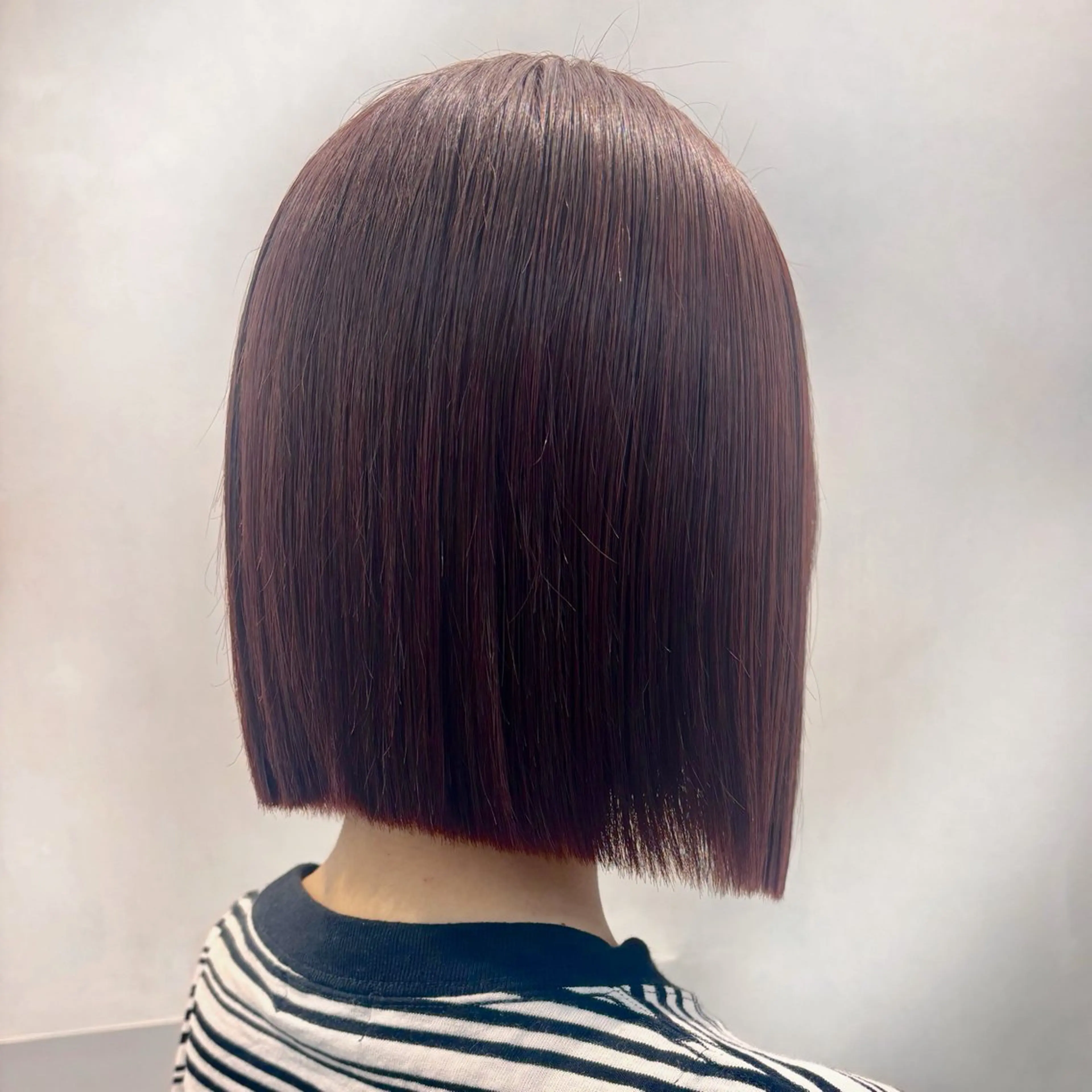 ミディアム ボブ 透明感/レイヤー /ayaneのヘアスタイル
