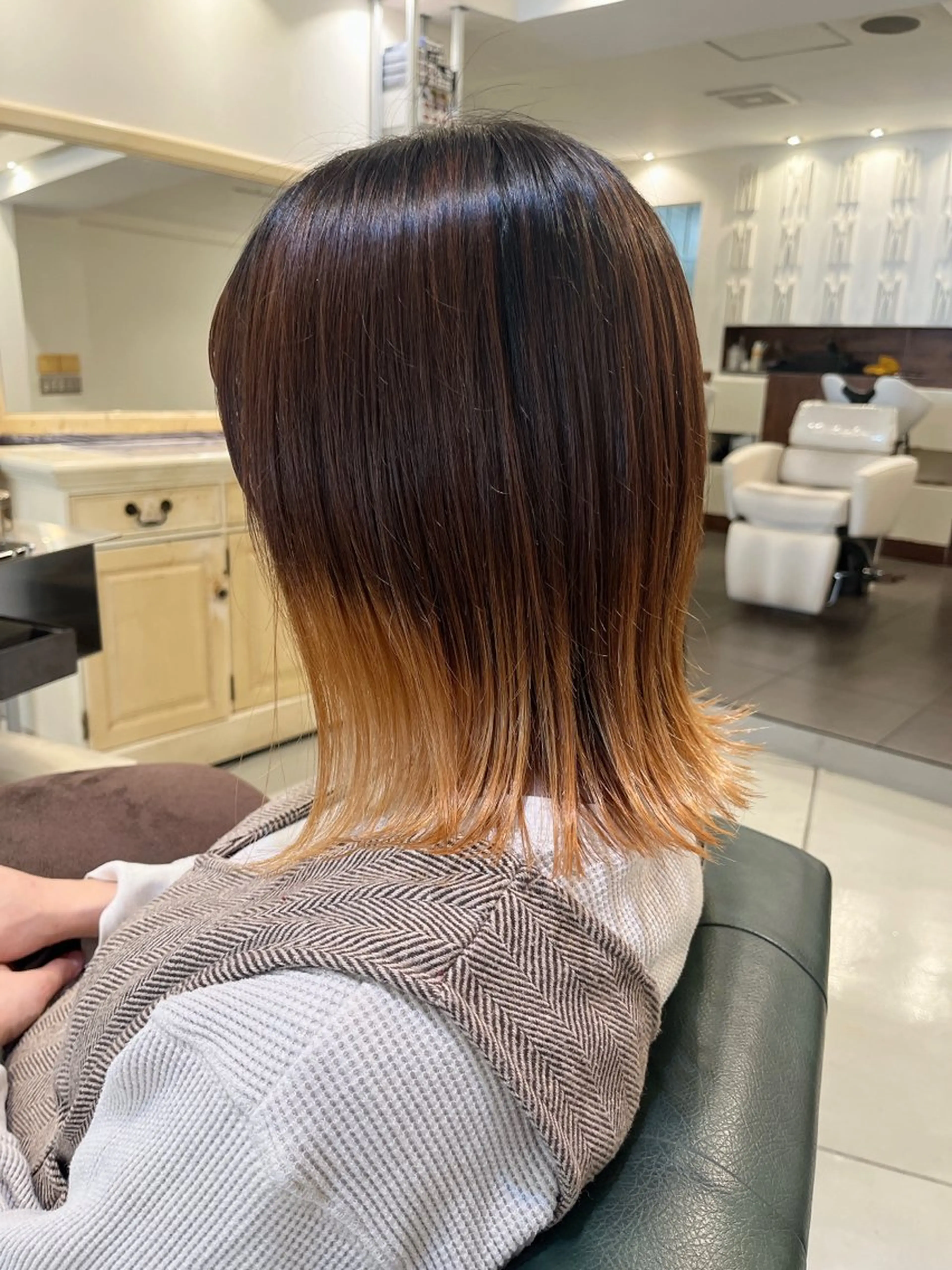 ミディアム 加藤 麻美のヘアスタイル