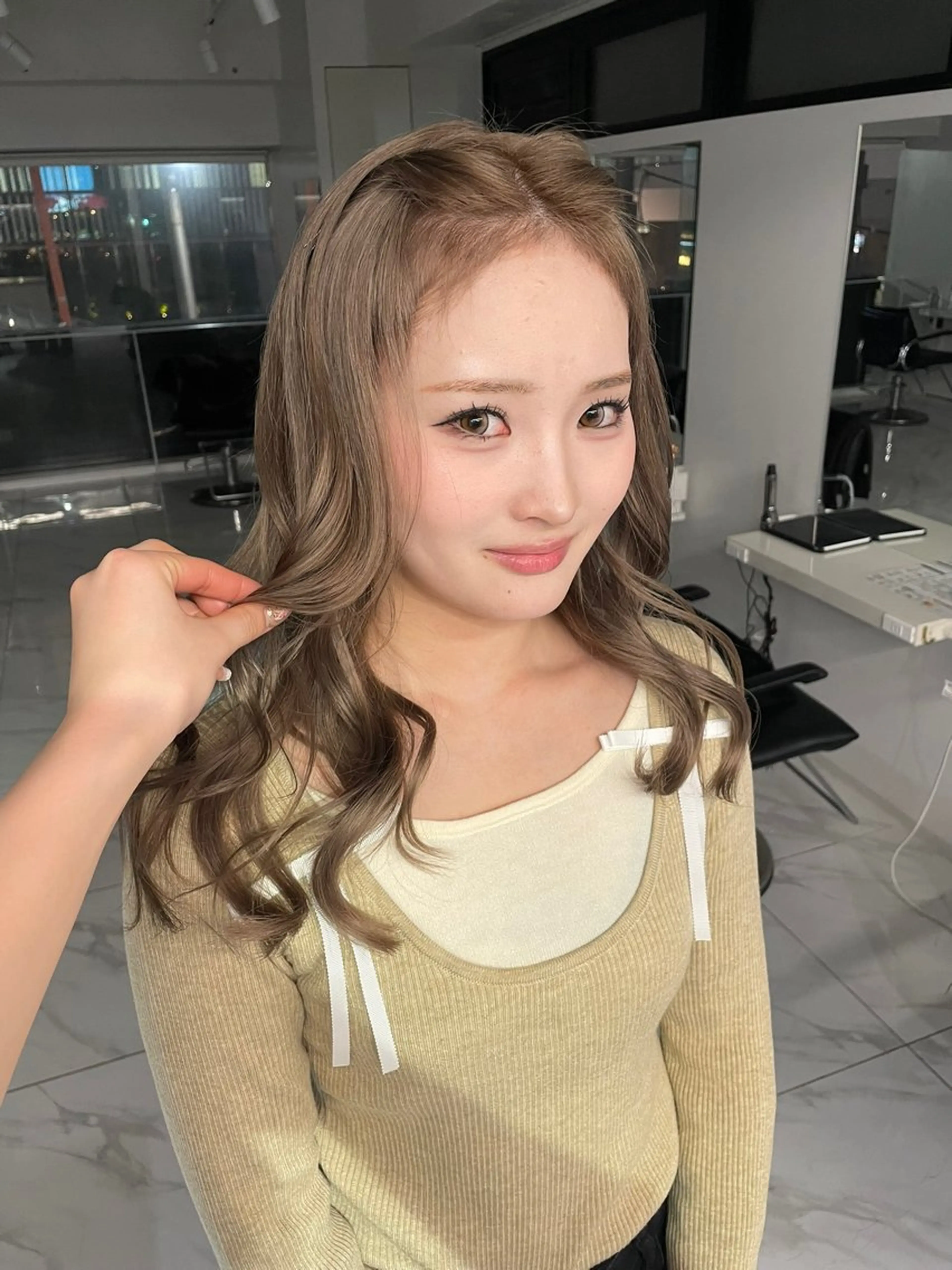 ロング カラー ヘアカラー 沢井 優衣のヘアスタイル