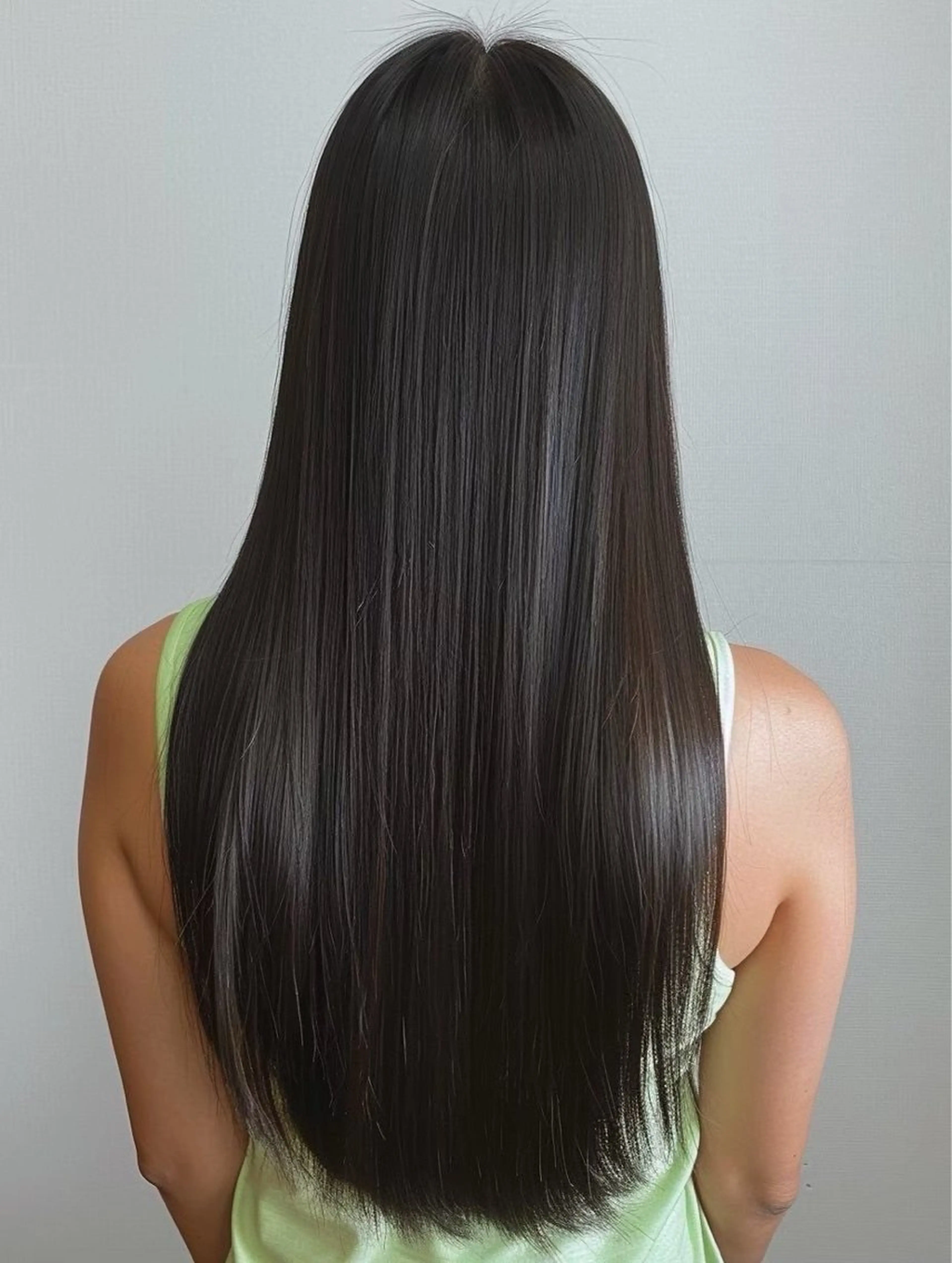 ロング トリートメント 小山洋次/阪急茨木/ 透明感カラーショートのヘアスタイル