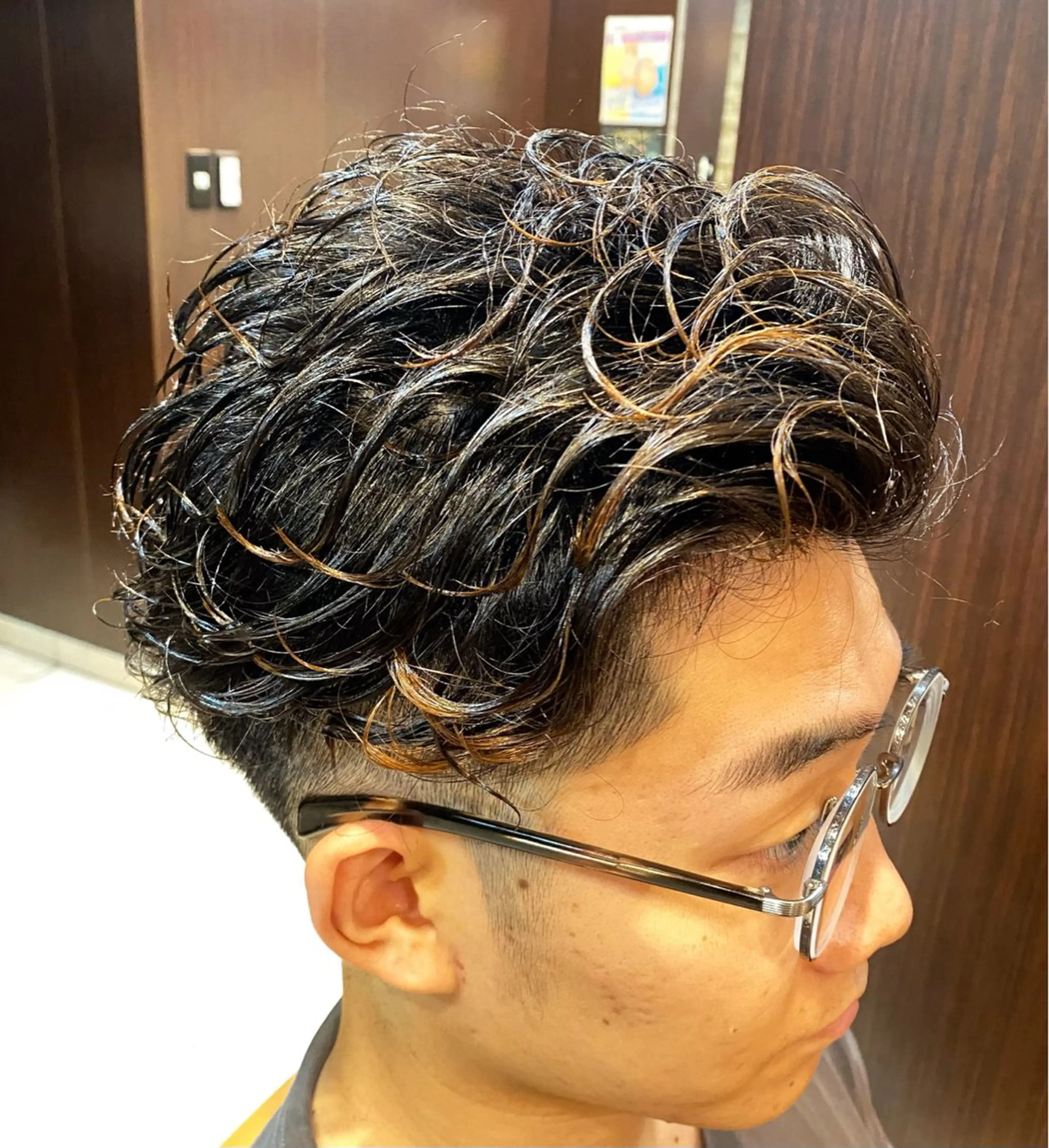 ミディアム ミディアムパーマ 北川 竜也のヘアスタイル