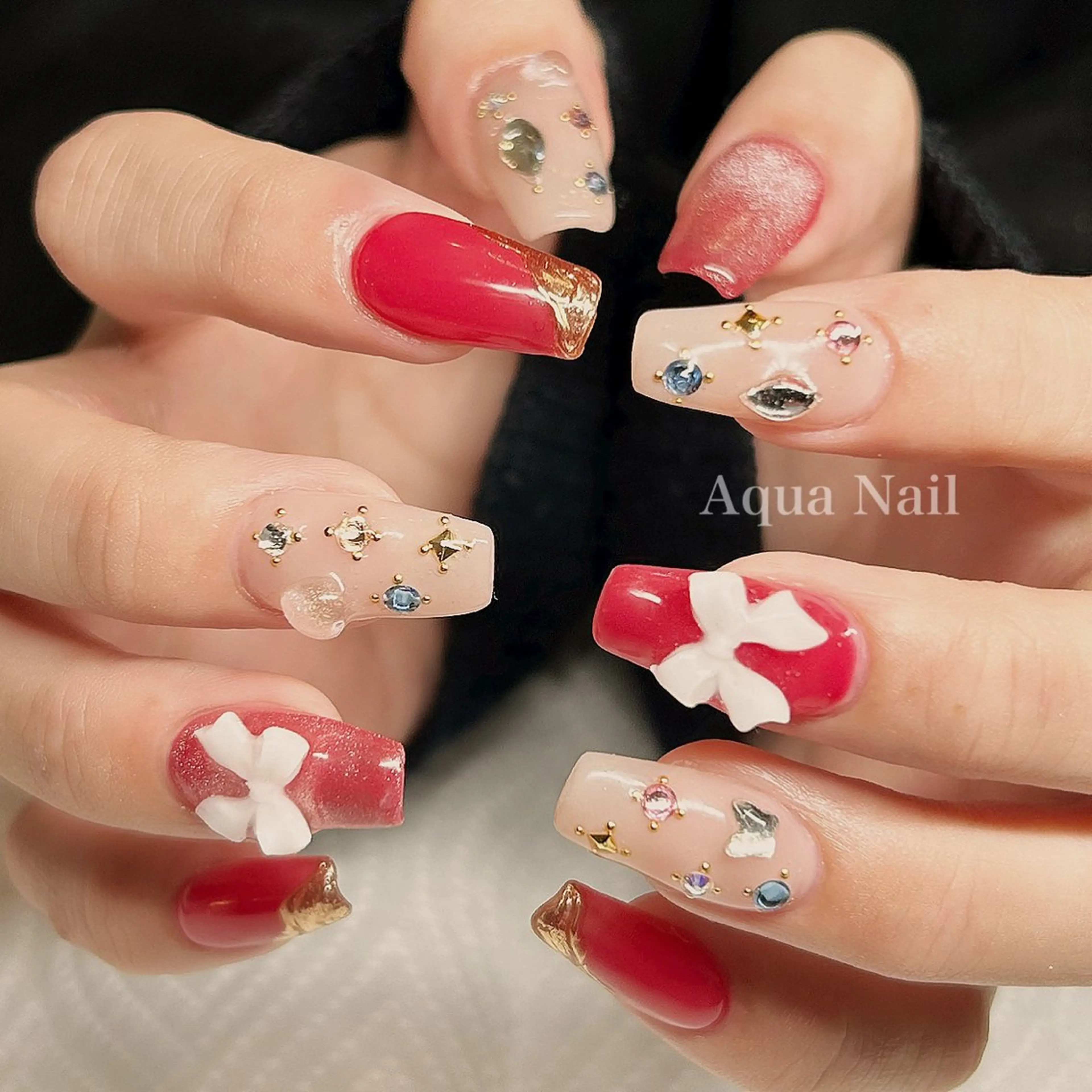 ネイル アートネイル 氷ネイル・うるうるネイル キラキラネイル 韓国ネイル スカルプネイル ハンドネイル AQUA NAILのネイルデザイン