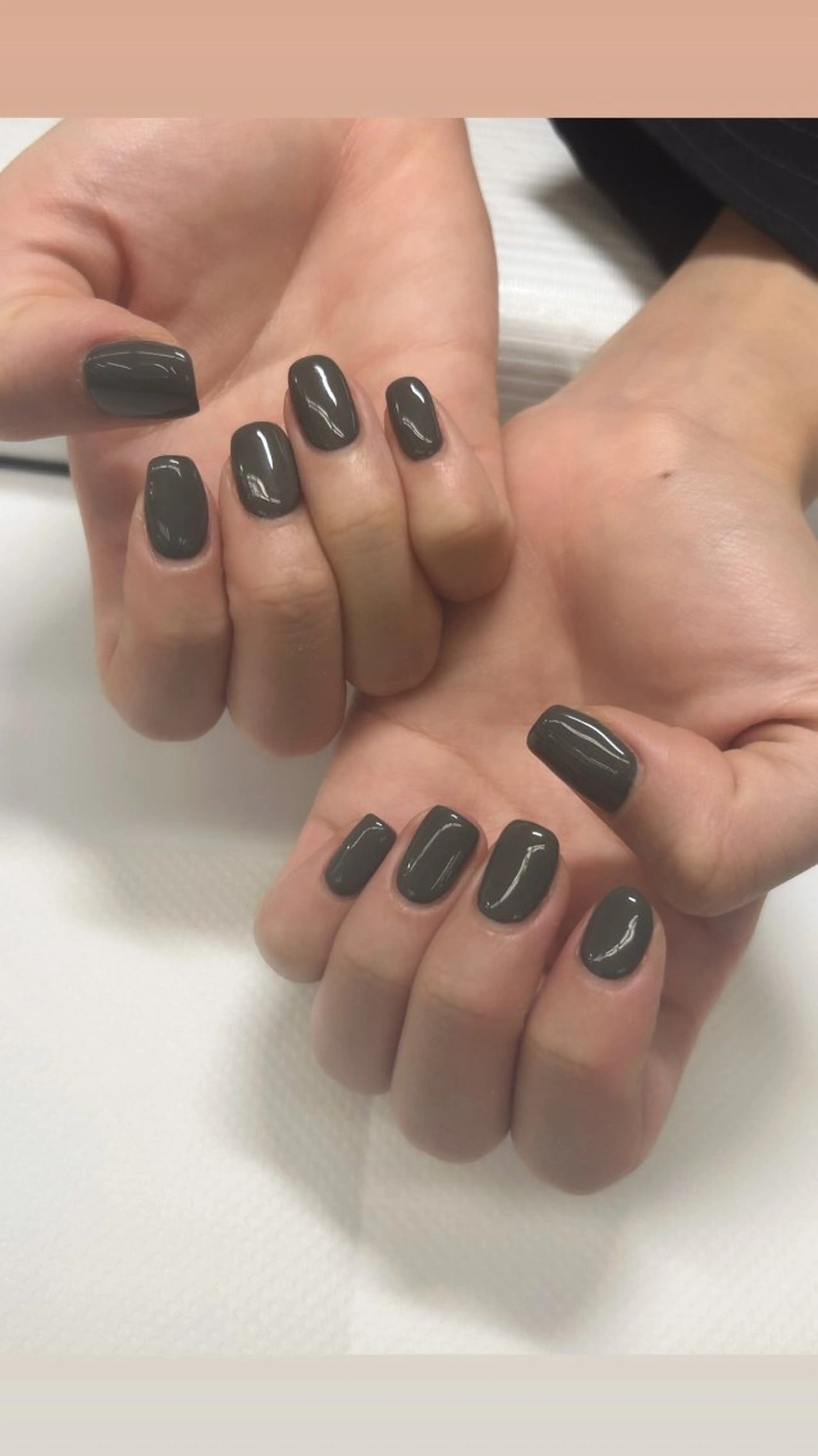 ミディアム MAXKELLY KAORIのネイルデザイン