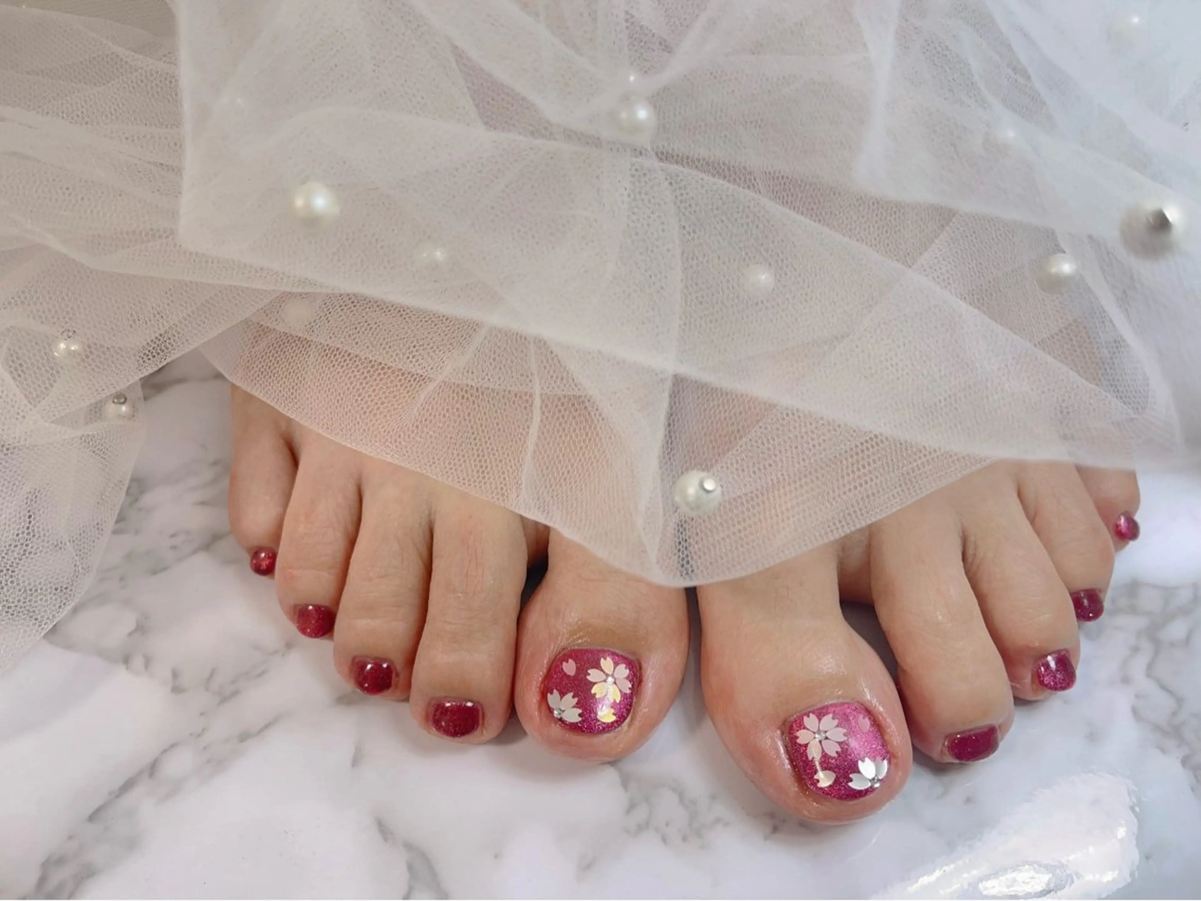 ネイル フットネイル 西野 カナのネイルデザイン