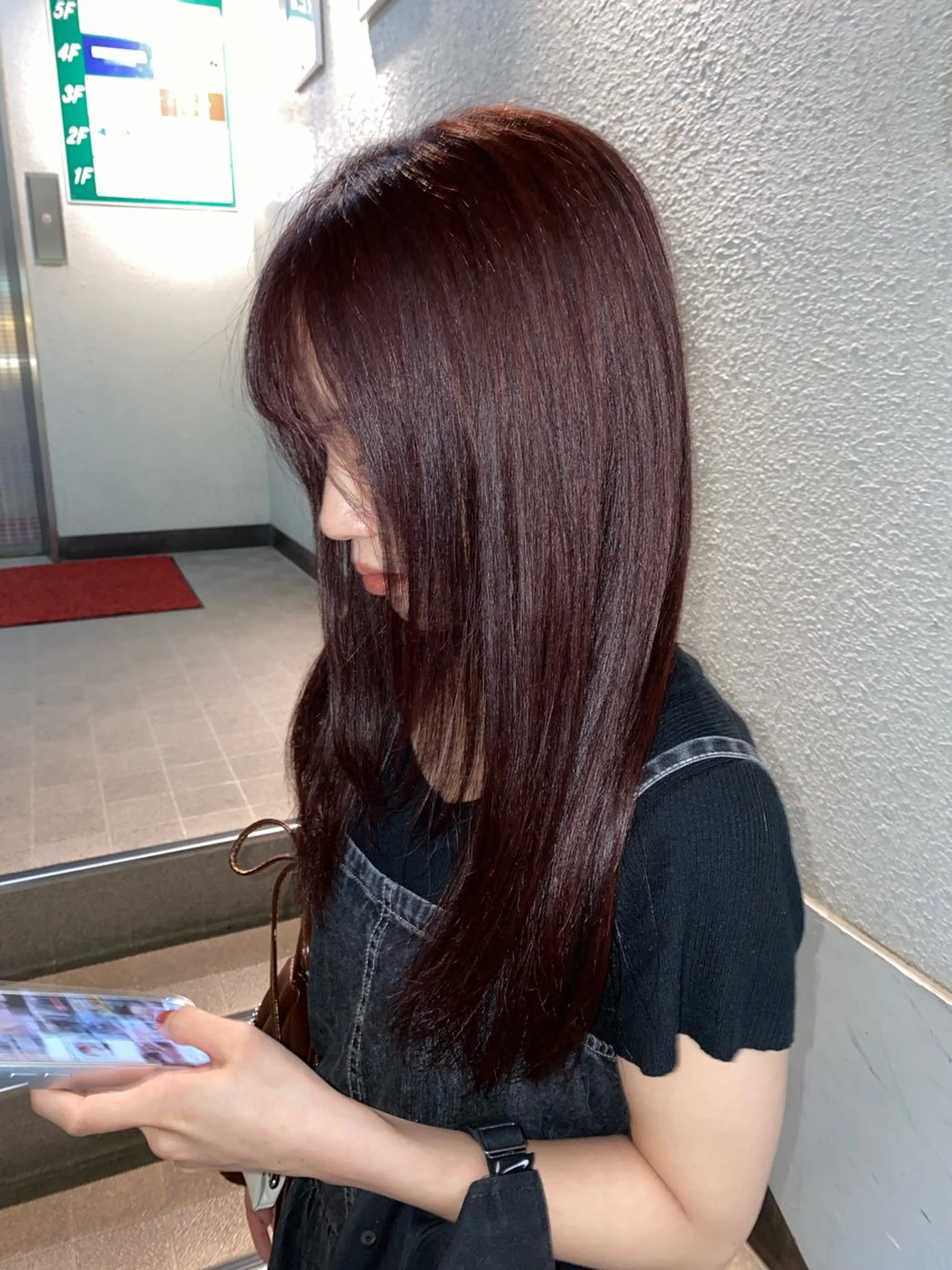 セミロング カラー カット ヘアカラー ナチュラルヘア🫧 ナナミのヘアスタイル