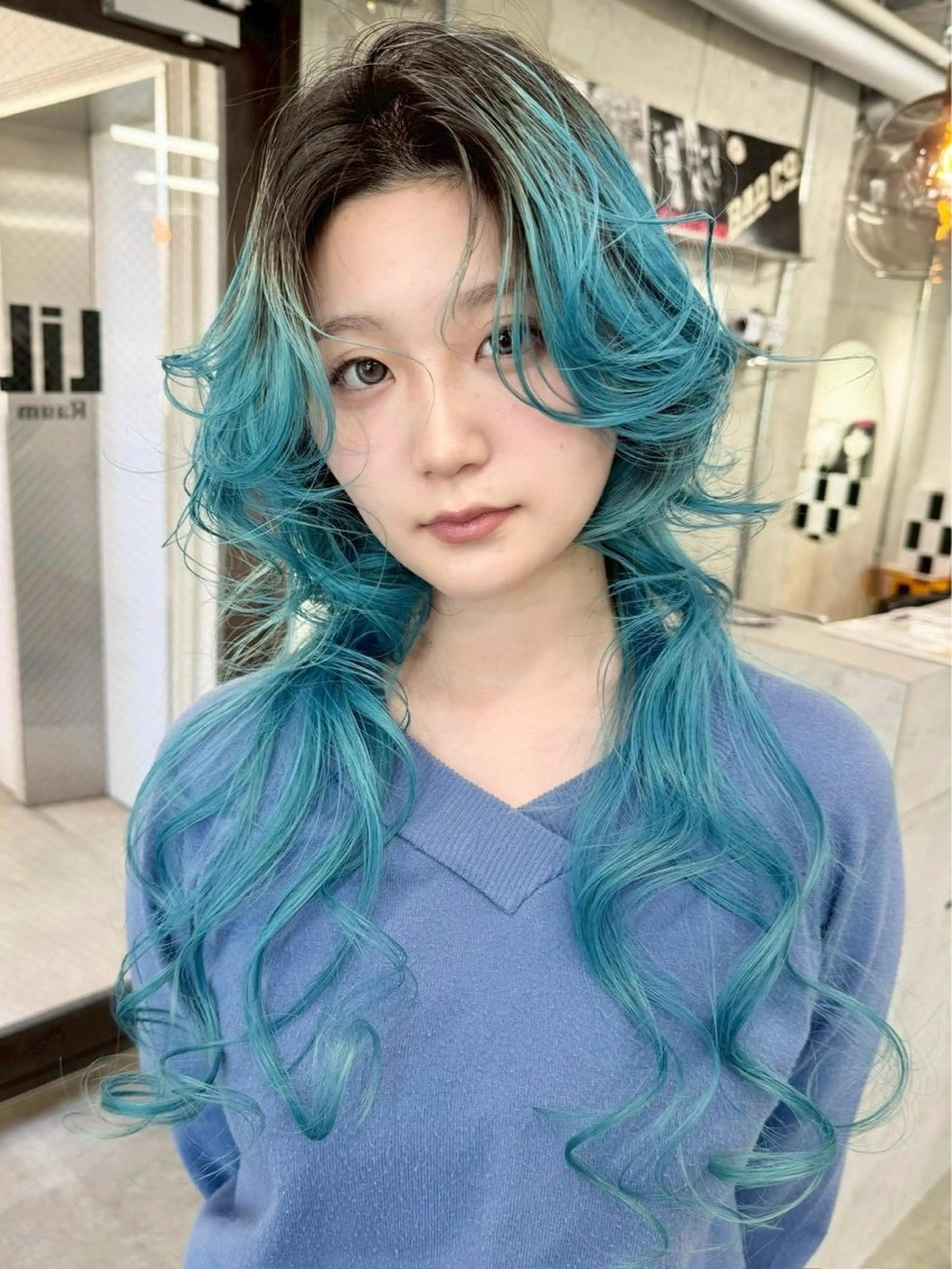 ロング ☪️艶々ハイトーン coco🍀︎✨のヘアスタイル