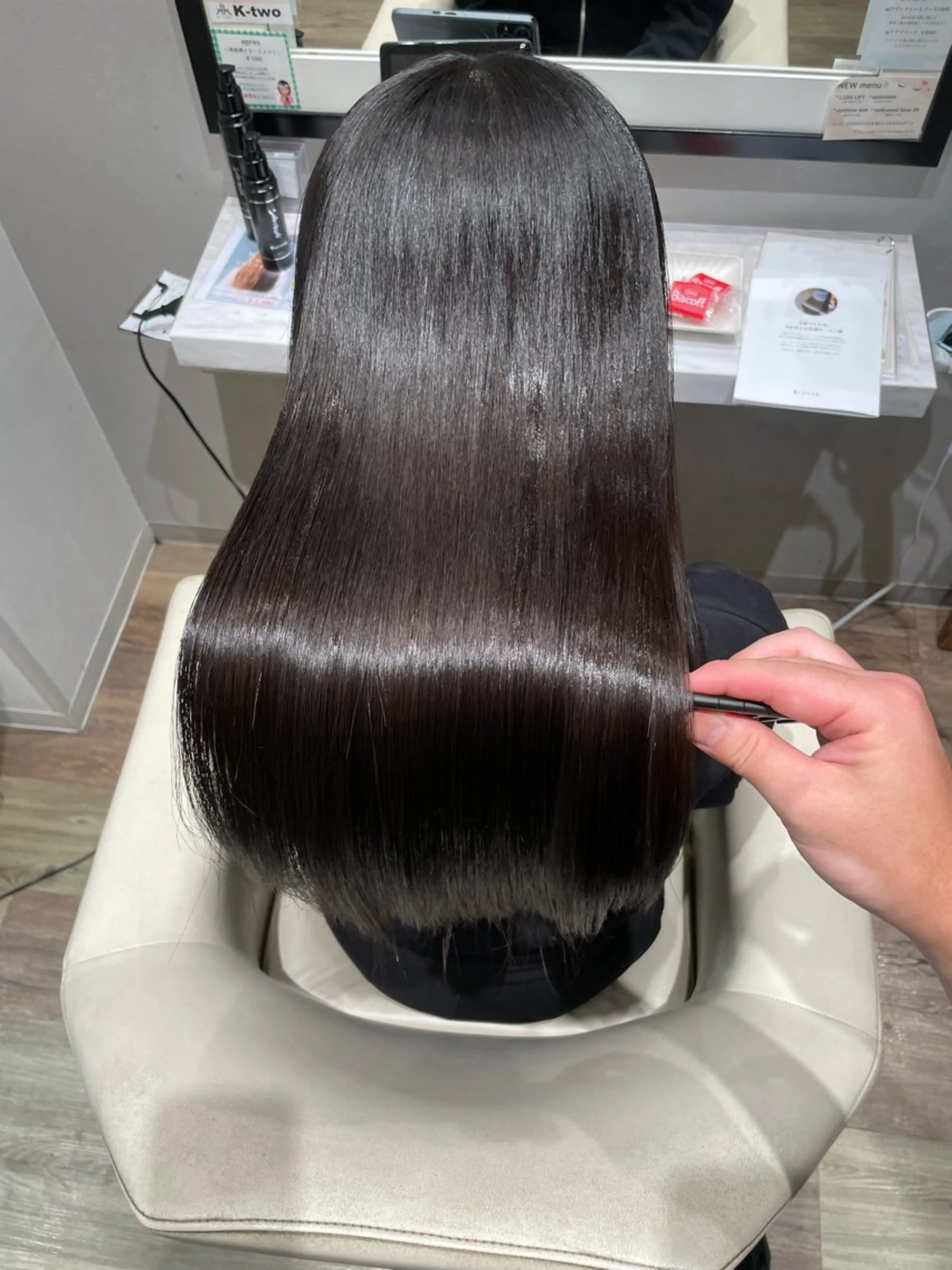 ロング パーマ カット 縮毛矯正 トリートメント k-twoたき✨艶感 カラー／美髪矯正のヘアスタイル