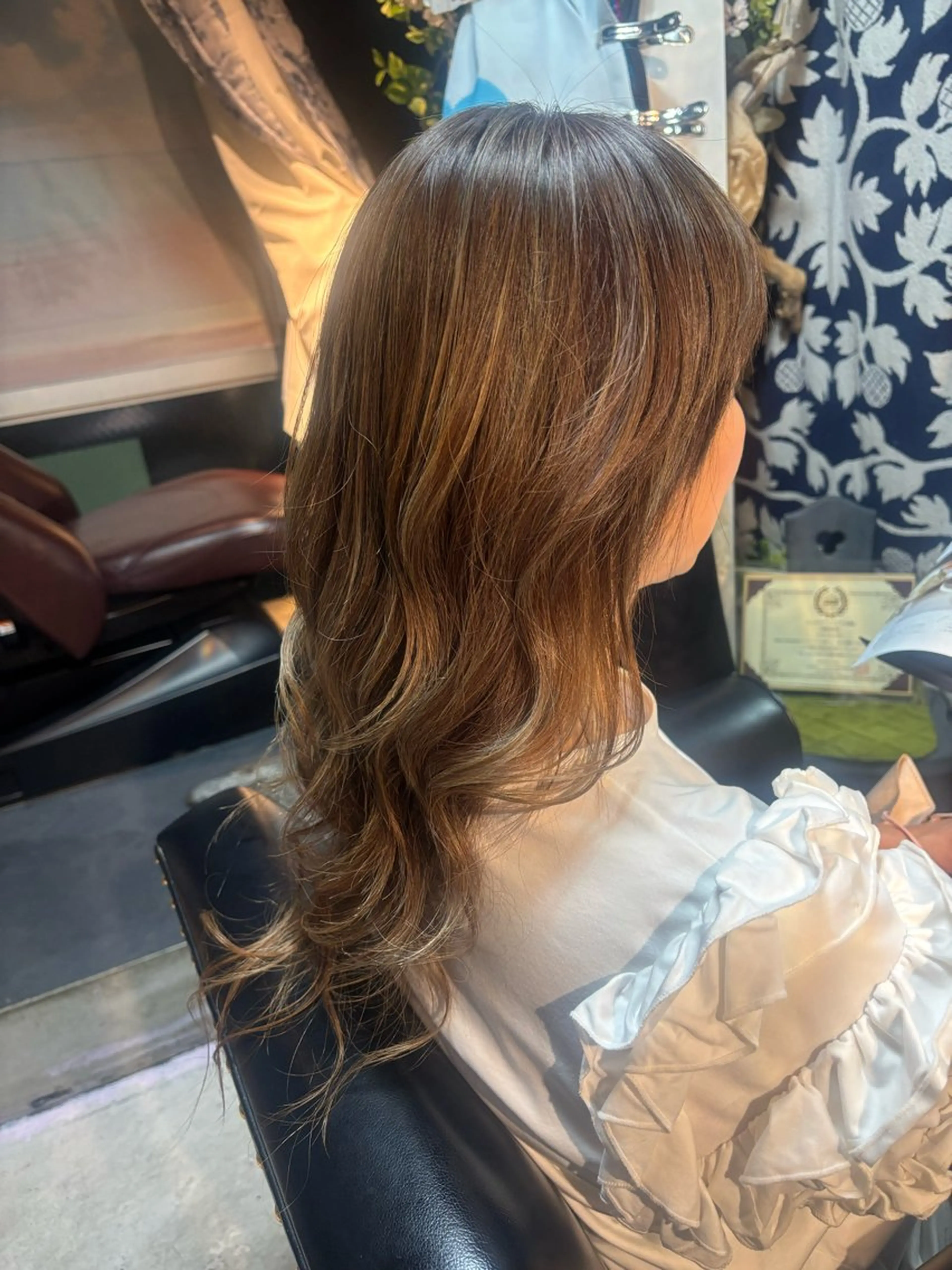 セミロング カラー ハイライトカラー ハイライト 五十嵐 舞のヘアスタイル