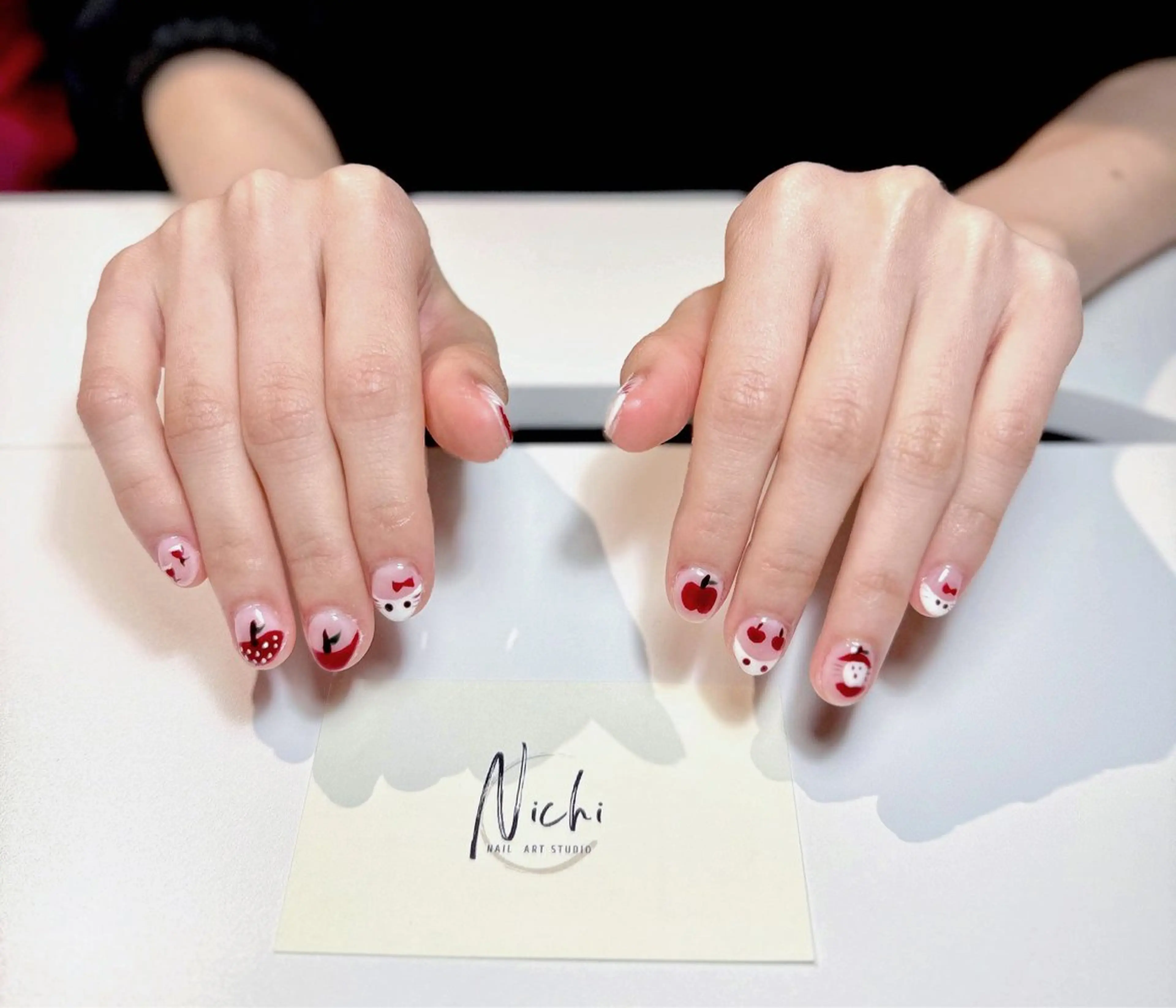 ネイル オーロラネイル チークネイル フットネイル フレンチネイル ジェルネイル Nichi Nailsのネイルデザイン