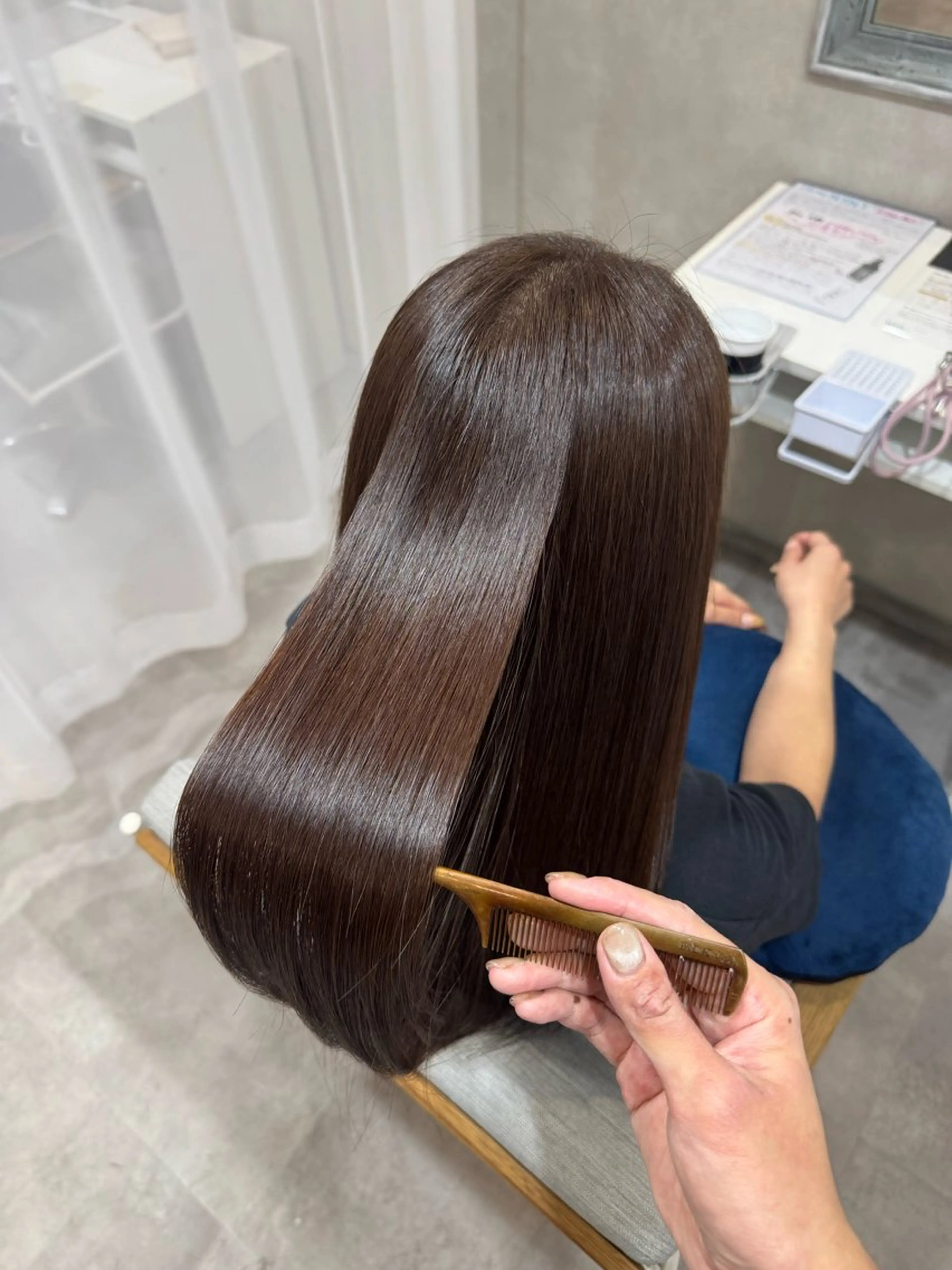 【白髪ぼかしOK】毛先カット+艶ワンカラー+髪質改善トリートメントの写真