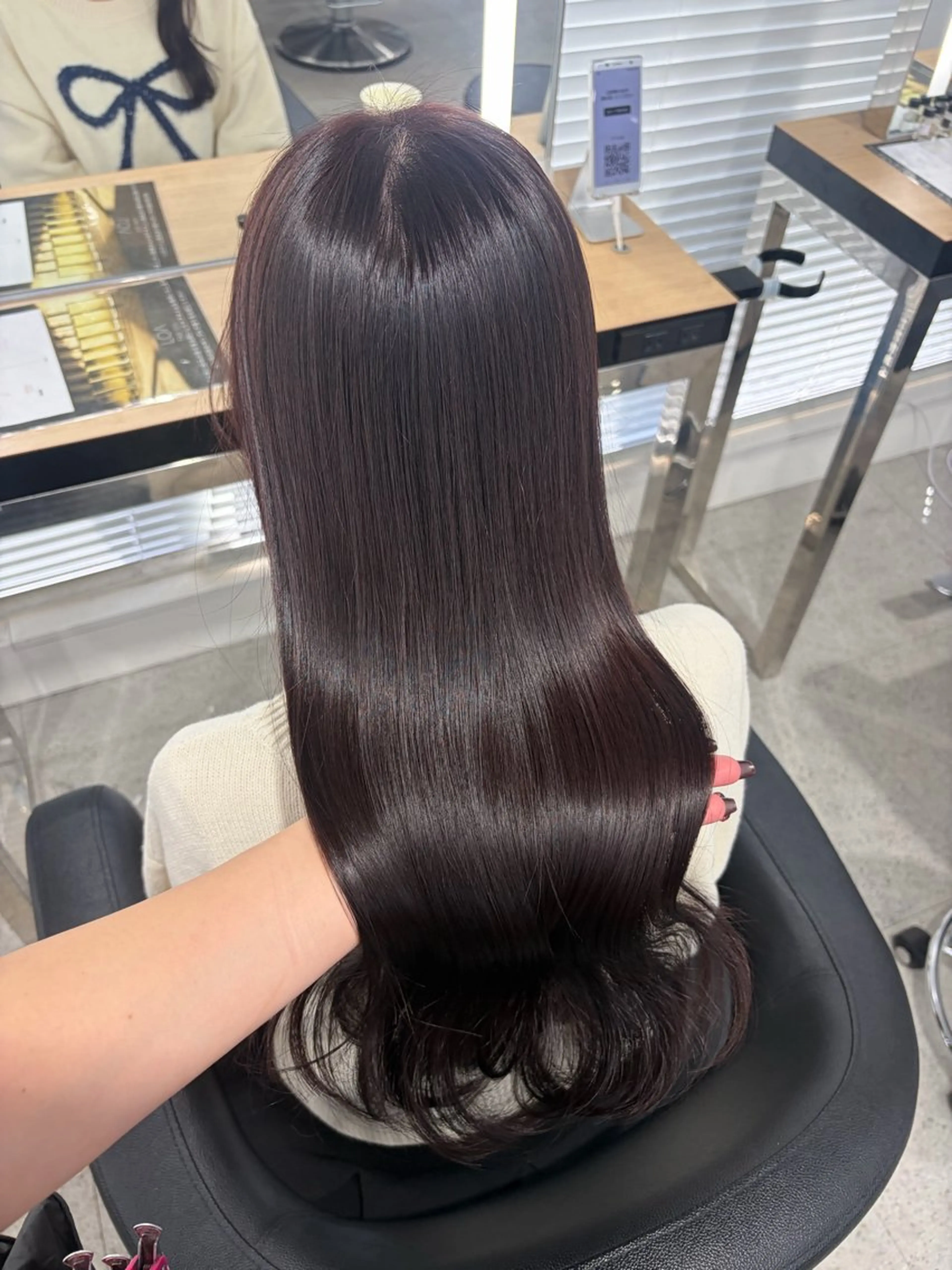 ロング カラー ブリーチ 髪質改善 トリートメント 💗愛され暖色💗 ピンク/レッド💗のヘアスタイル