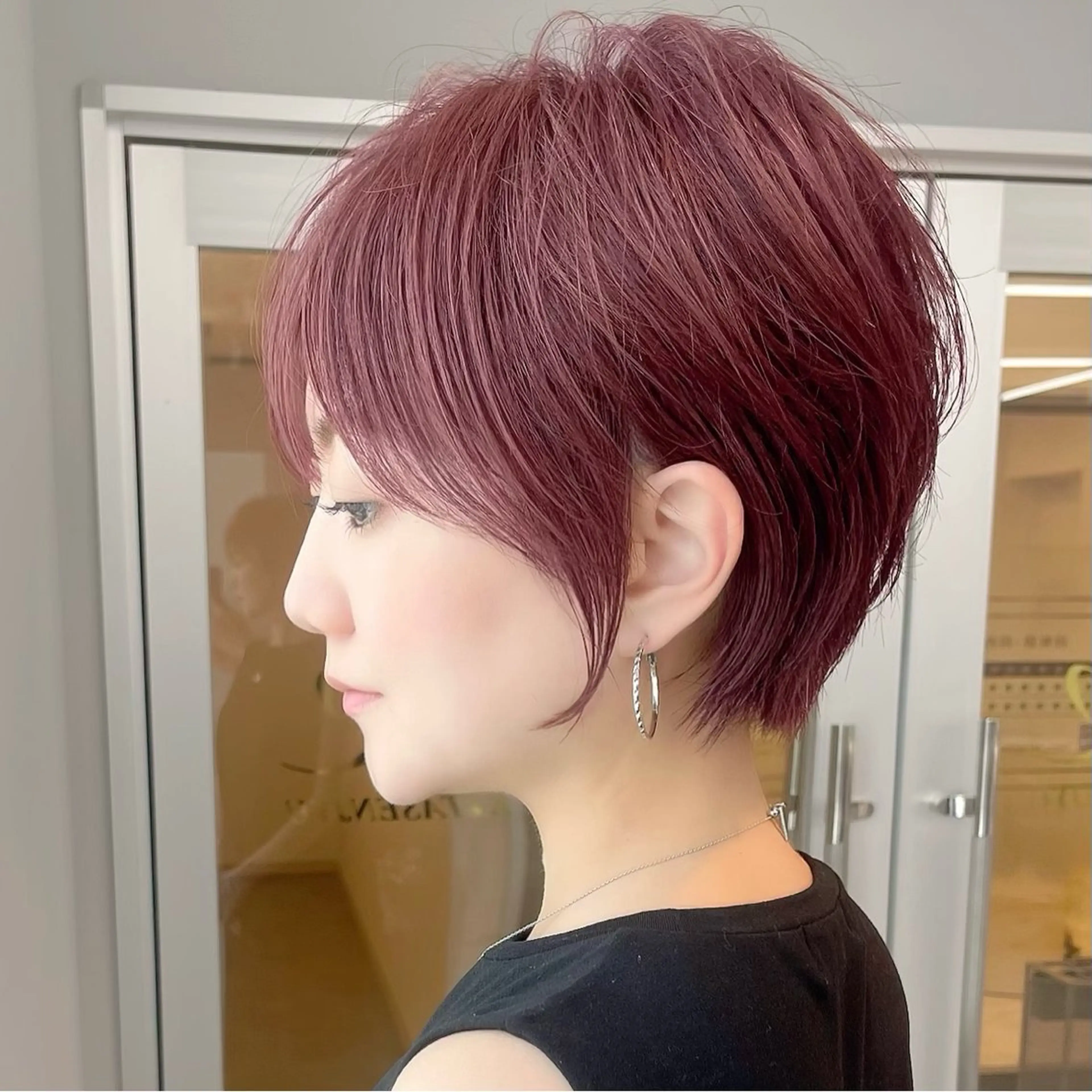 ショート カット ヘアカラー トリートメント イメチェンカット✂️ 錦糸町佐藤店長のヘアスタイル