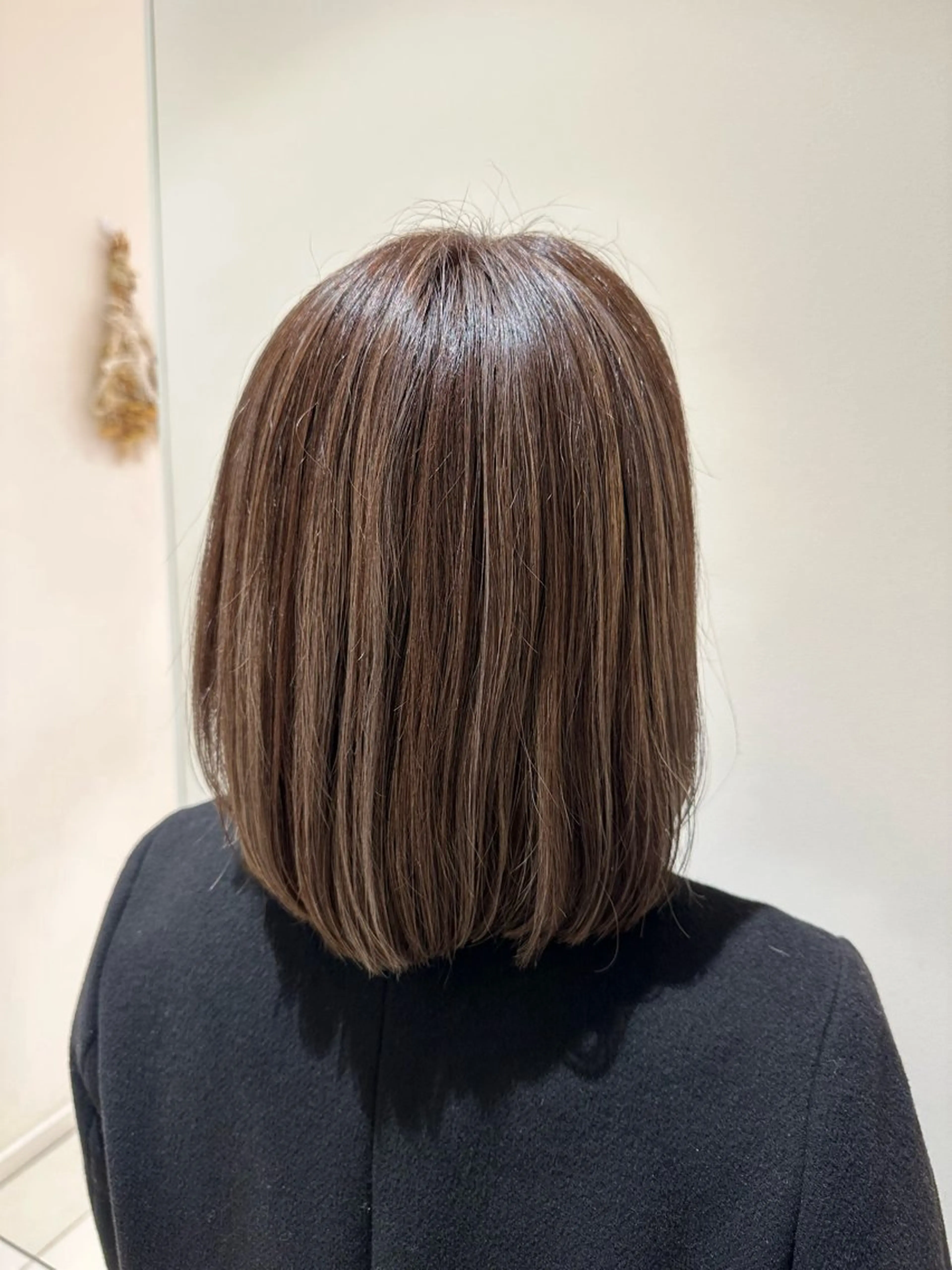 ショート カラー ヘアアレンジ タイトボブ個性派カラ ーAKANEのヘアスタイル