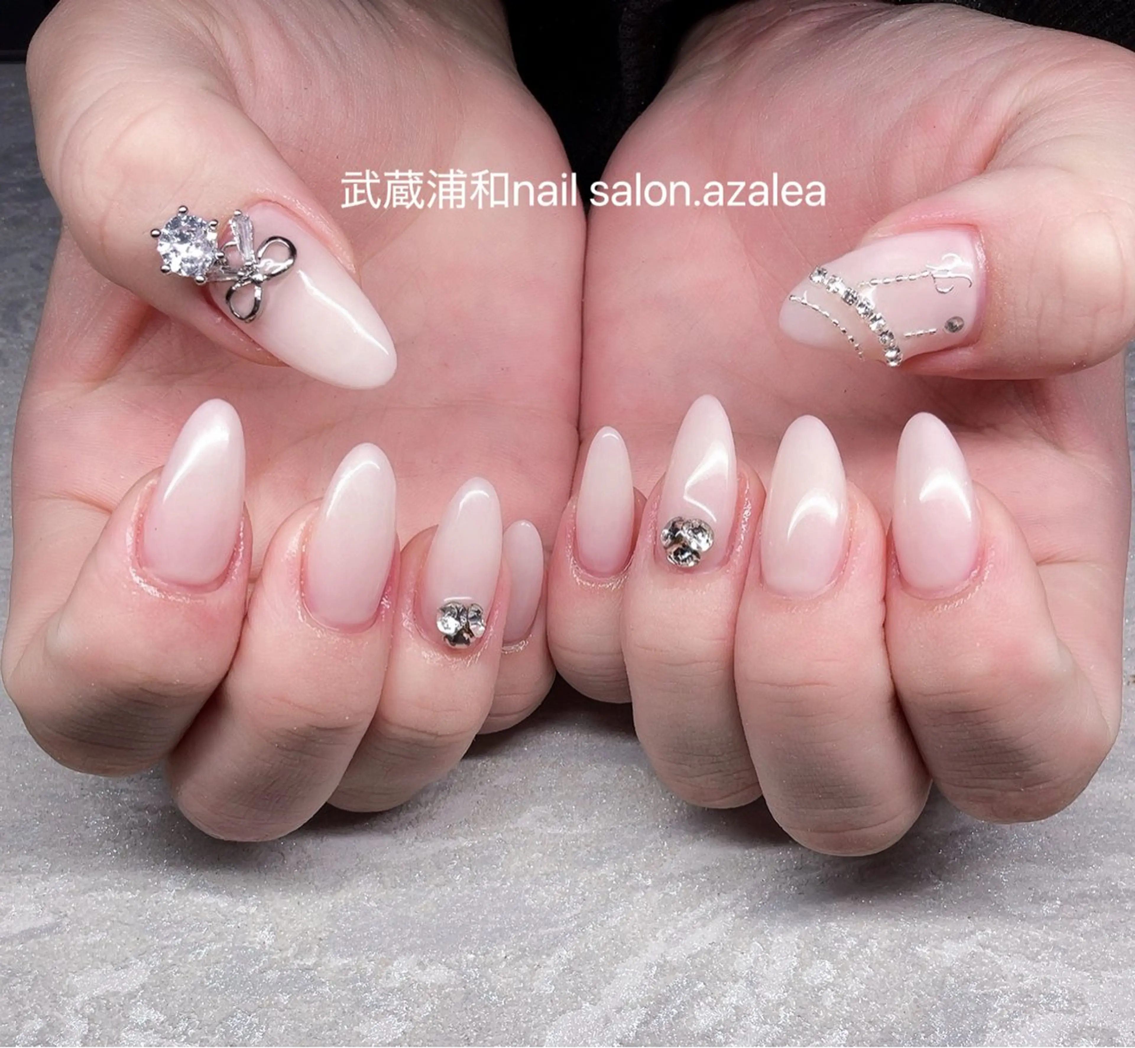 ネイル ハンドネイル R inのネイルデザイン