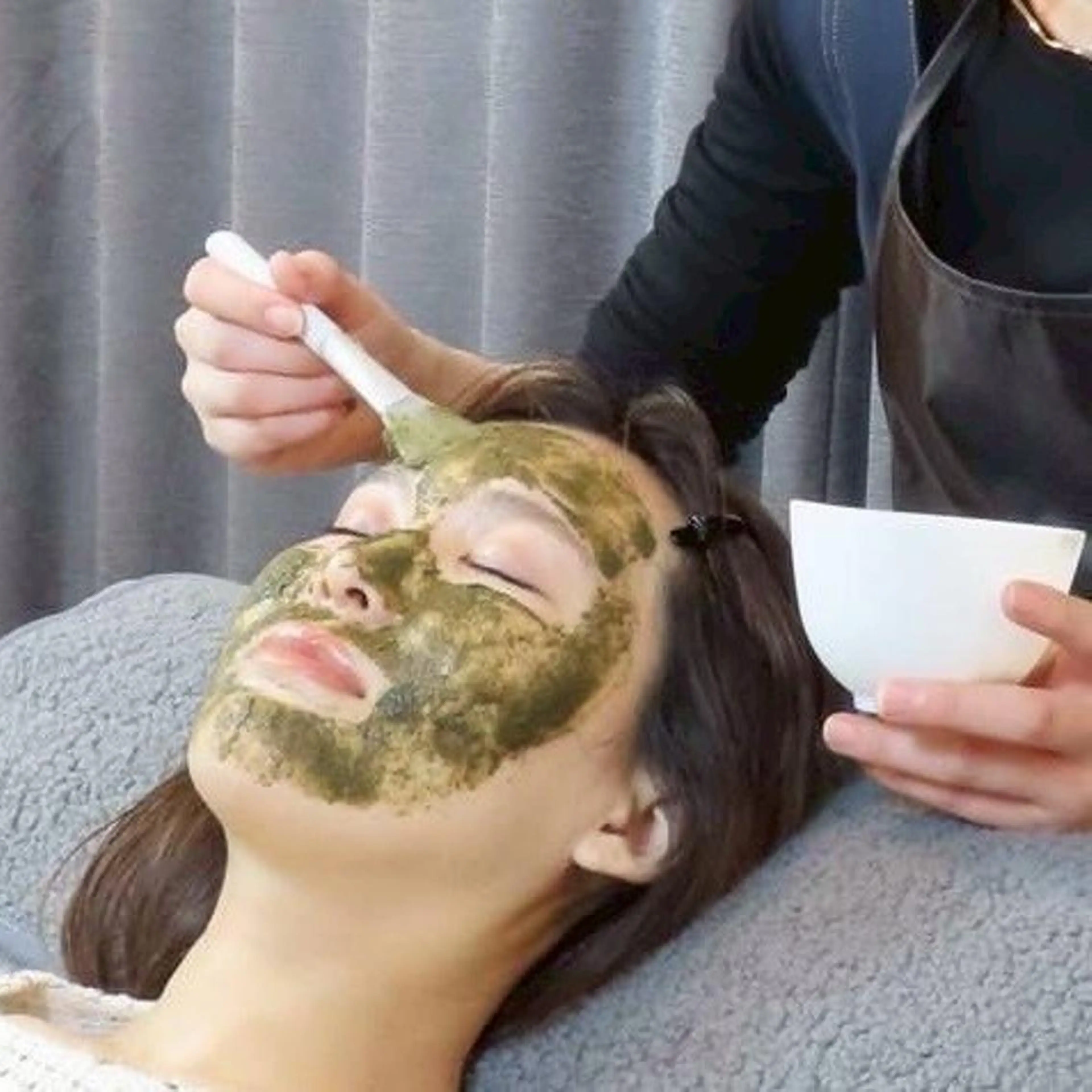 【憧れの水光肌に♪】ハーブピーリング 30分　初回 4,480円の写真