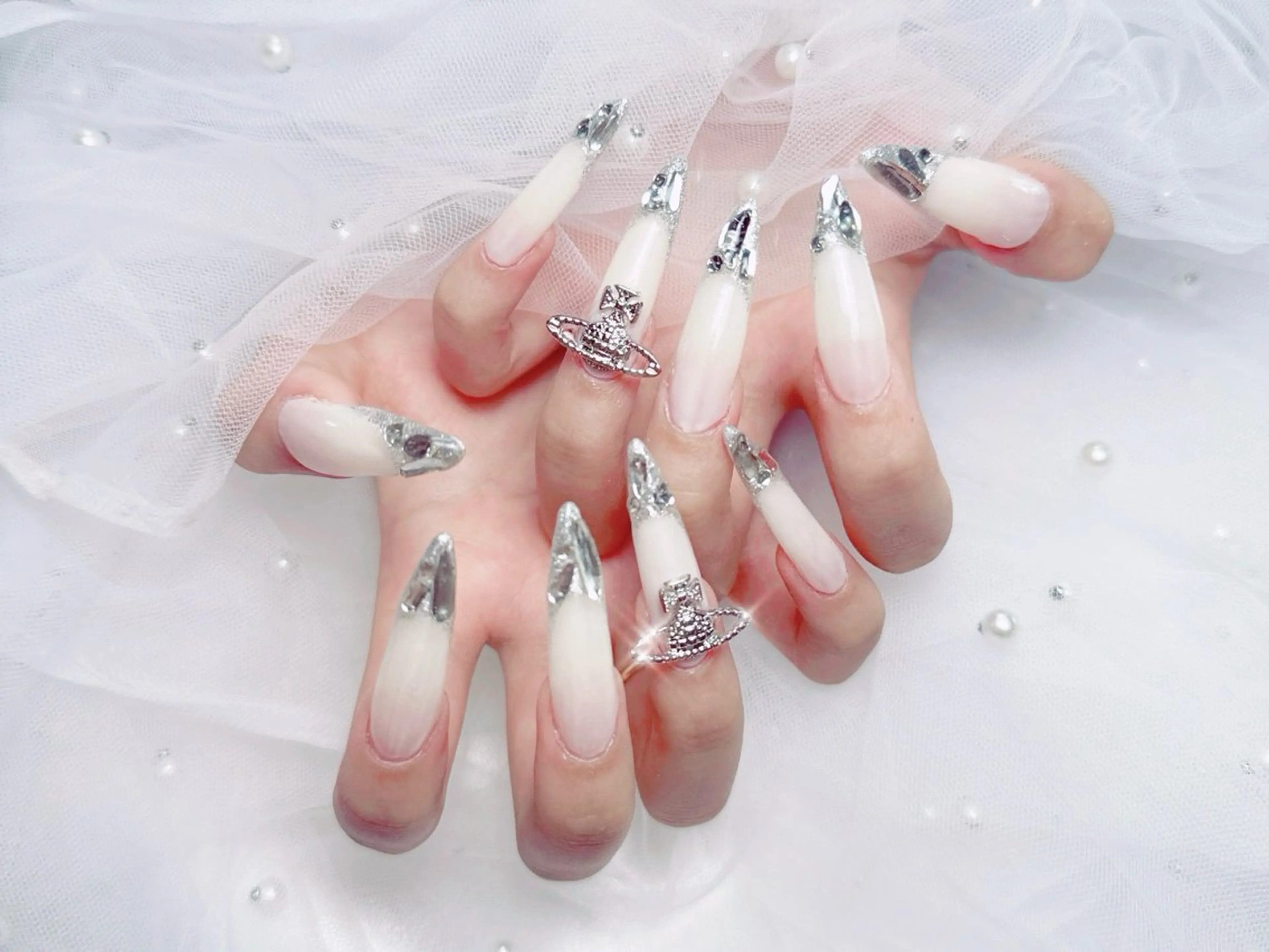 ネイル フレンチネイル ジェルネイル ハート 韓国ネイル マグネットネイル ネイルサロン lotusのネイルデザイン