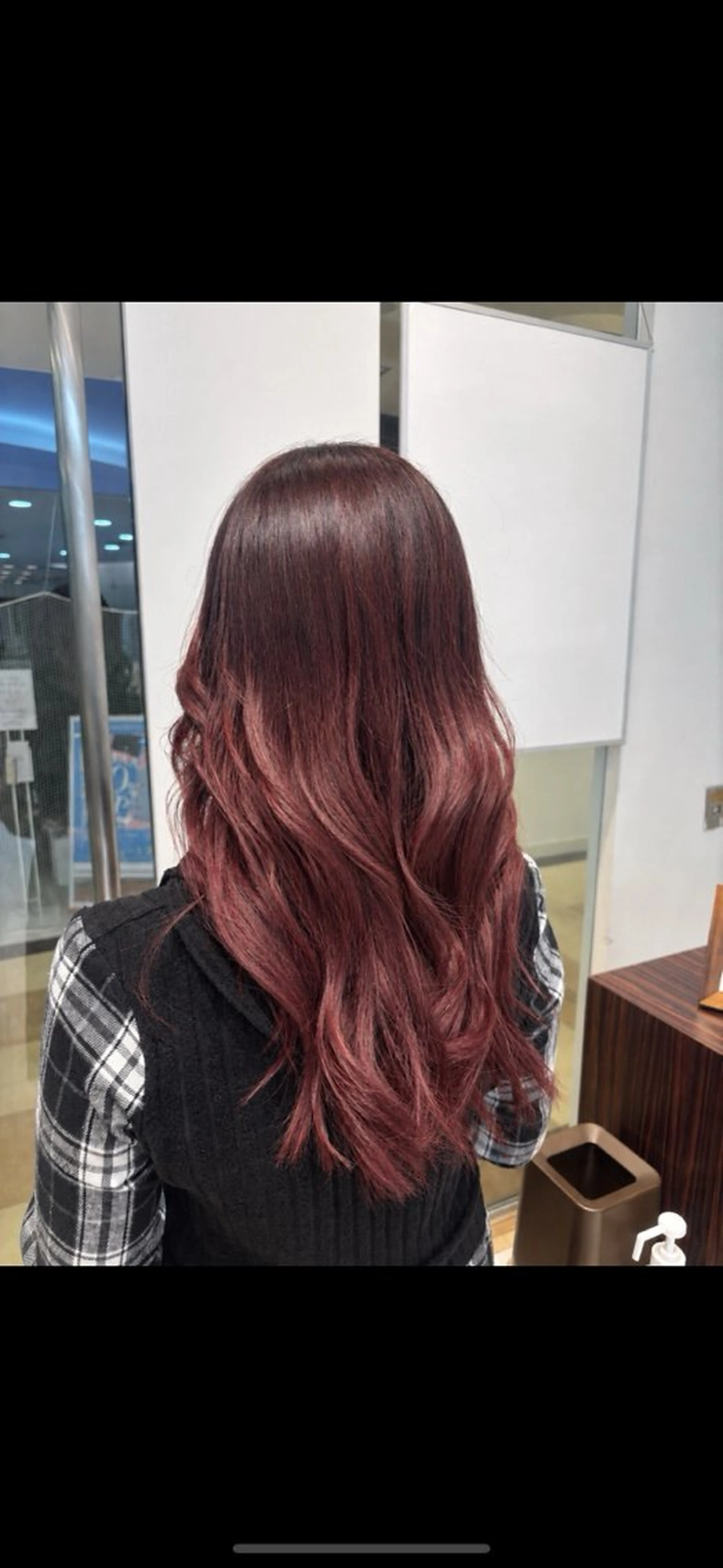 ロング カット ヘアカラー 鎌田 翔也のヘアスタイル