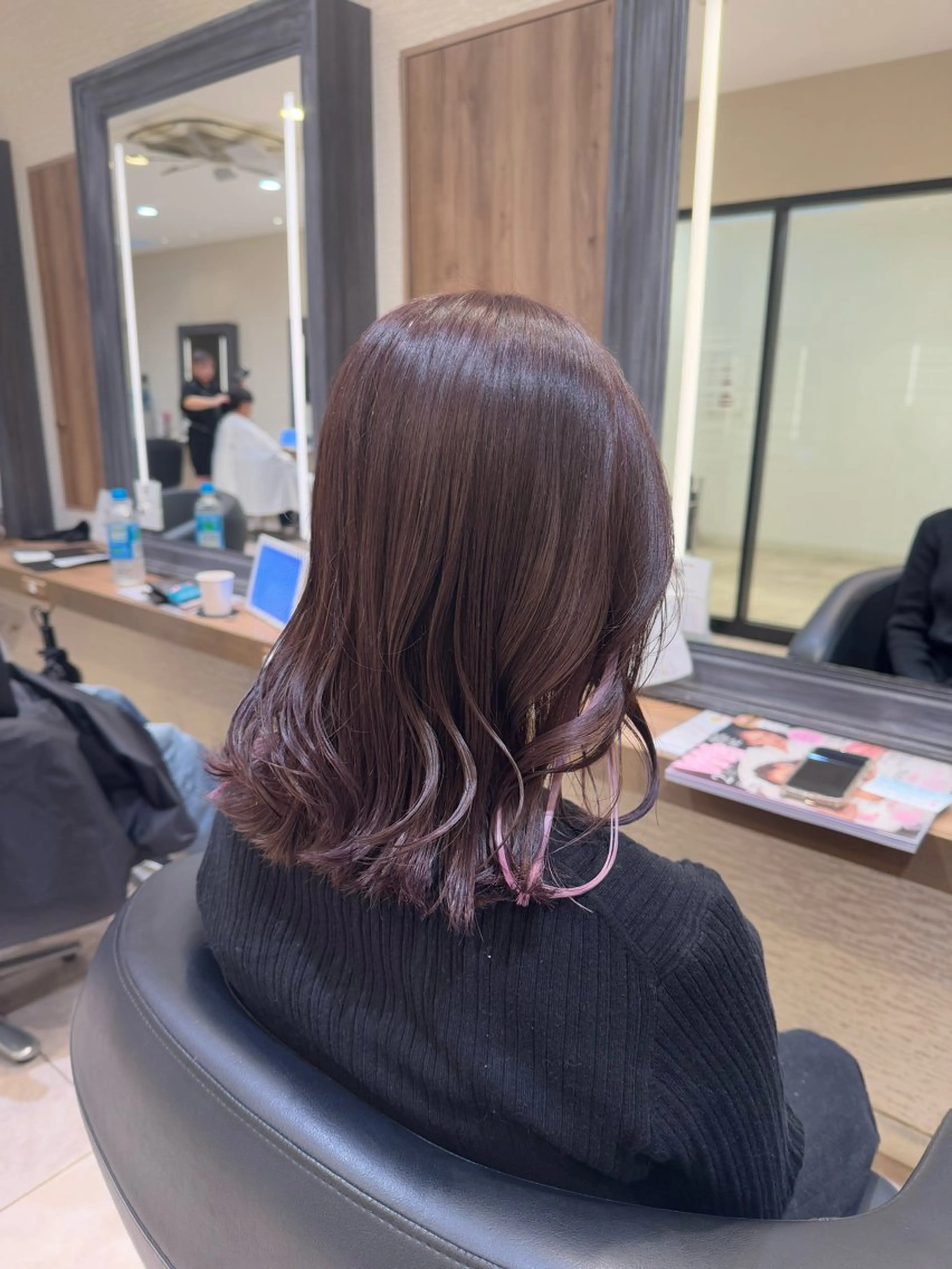 ミディアム カラー さら艶レイヤーカット 🩶Suzuneのヘアスタイル