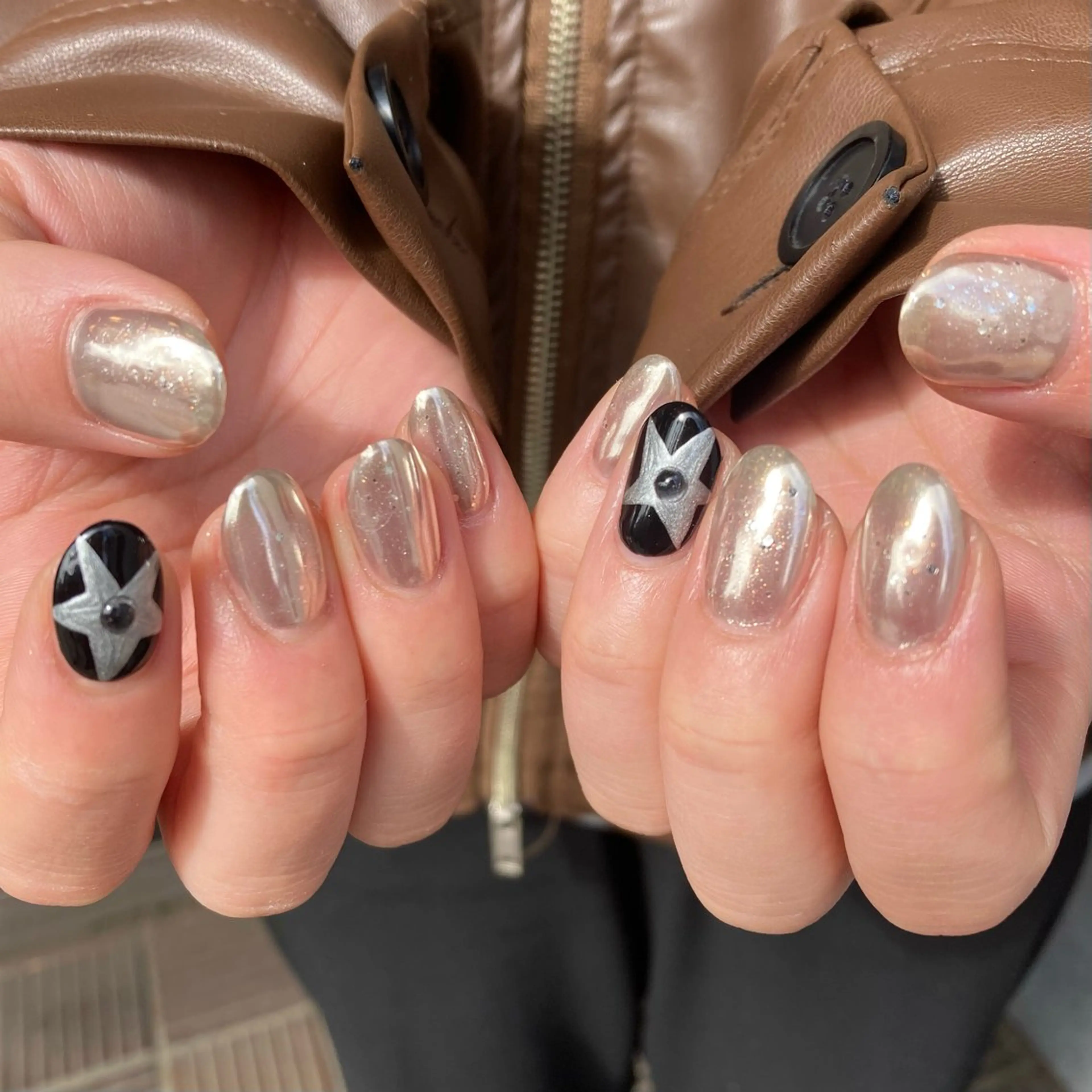 ネイル ハンドネイル shio ♡ 24日空きありのネイルデザイン