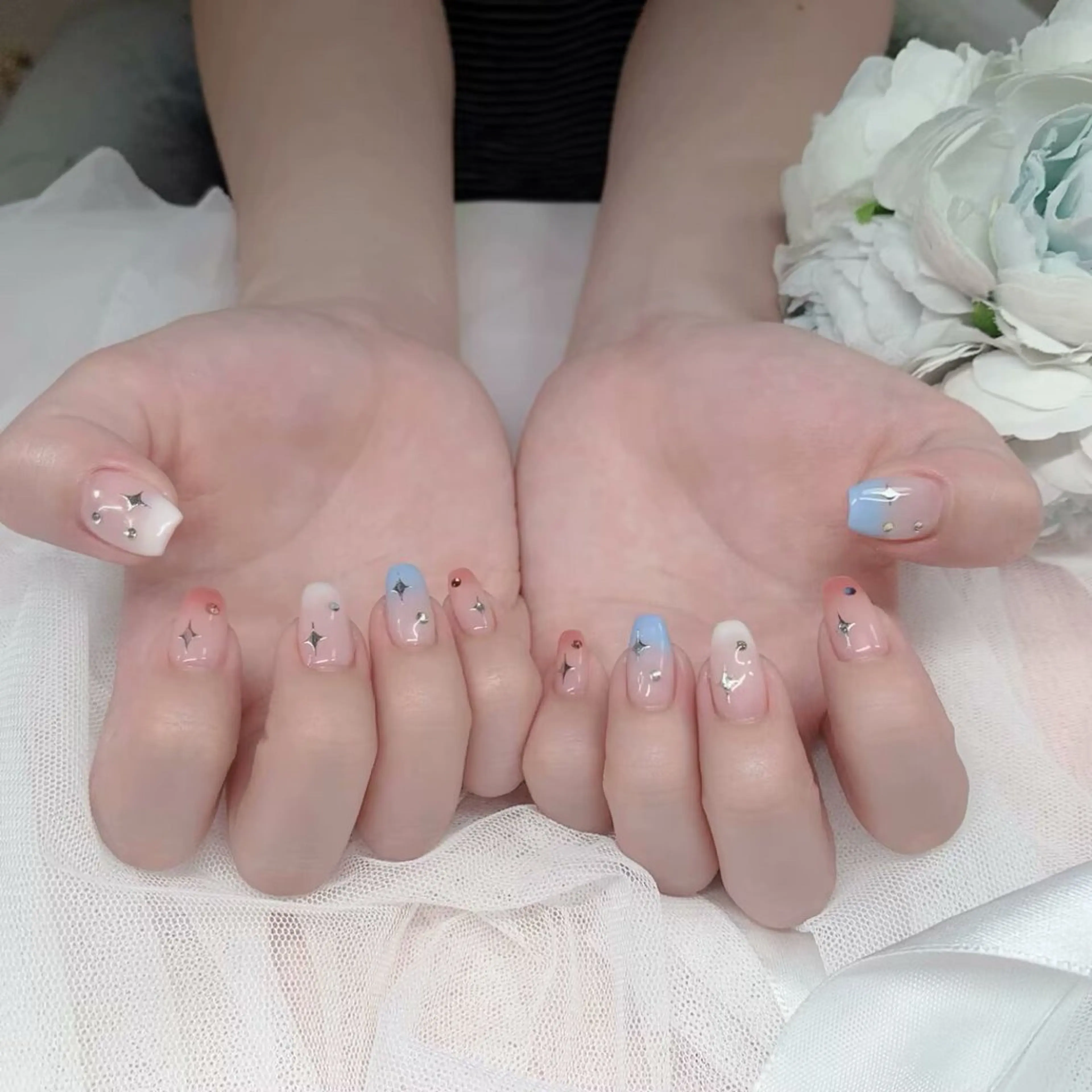 ネイル ハンドネイル Kira Nail 🍀AOのネイルデザイン