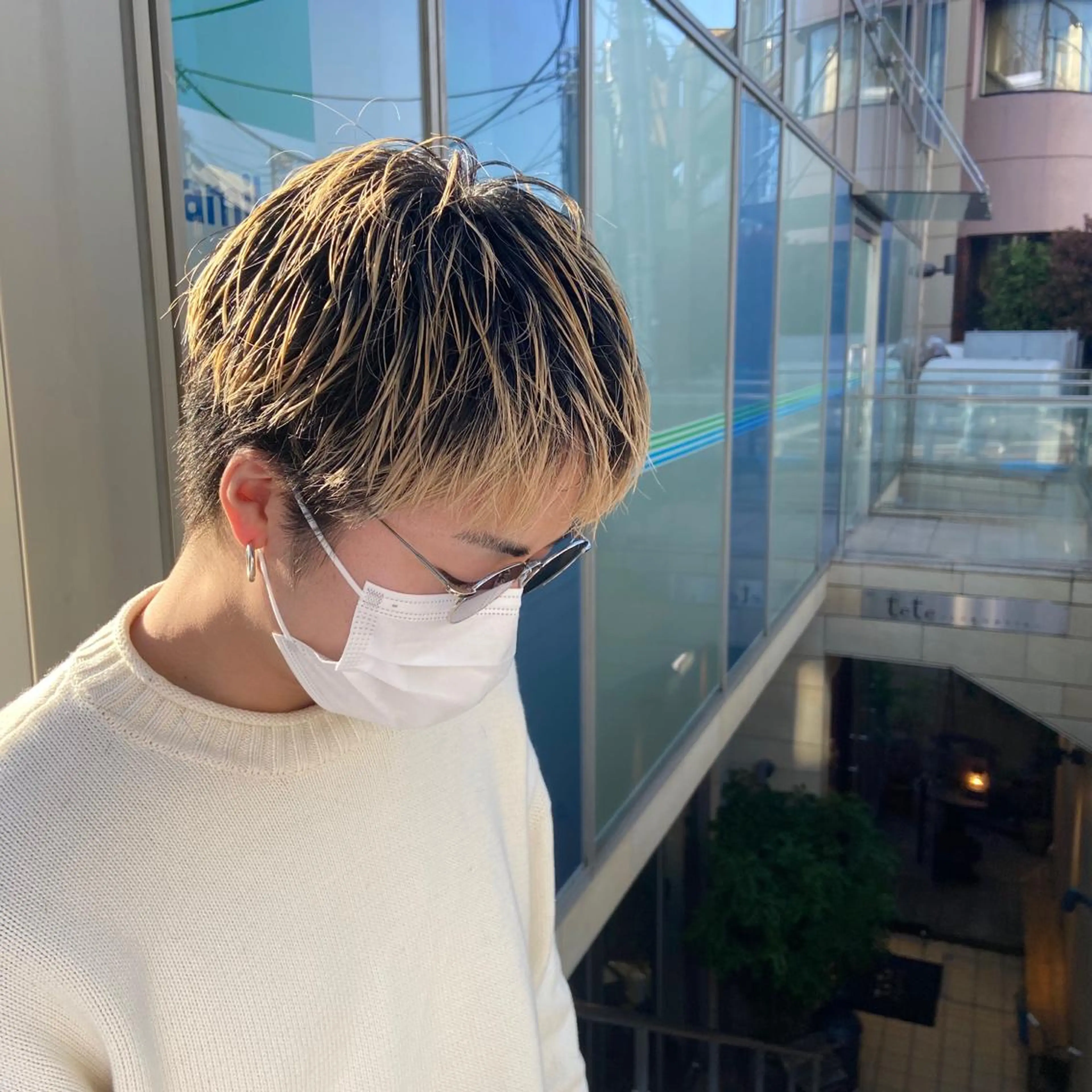 ショート メンズ ショート/ウルフ ハイトーン/カイセイのヘアスタイル