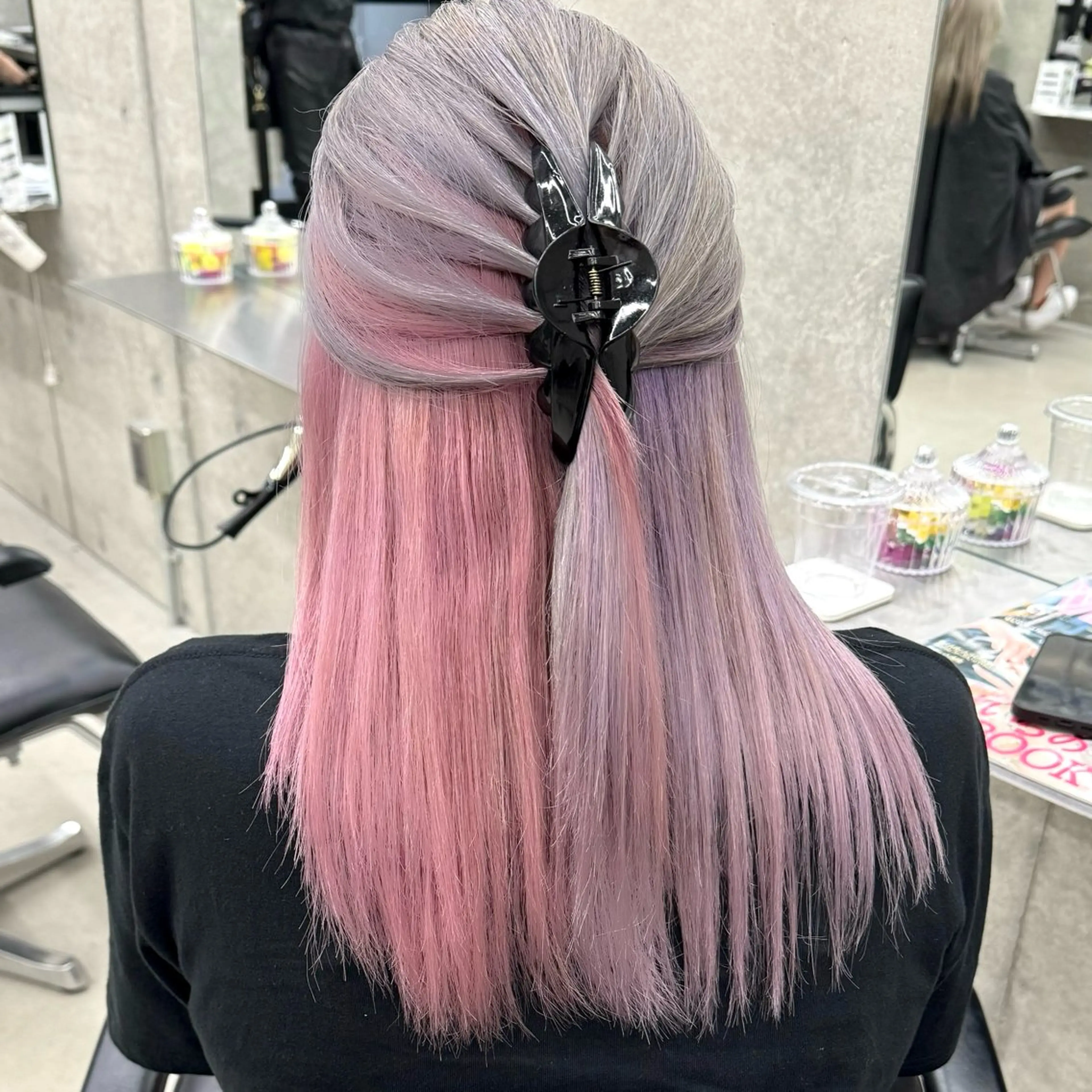 ロング カラー ブリーチ ダブルカラー 齋藤 梨乃のヘアスタイル