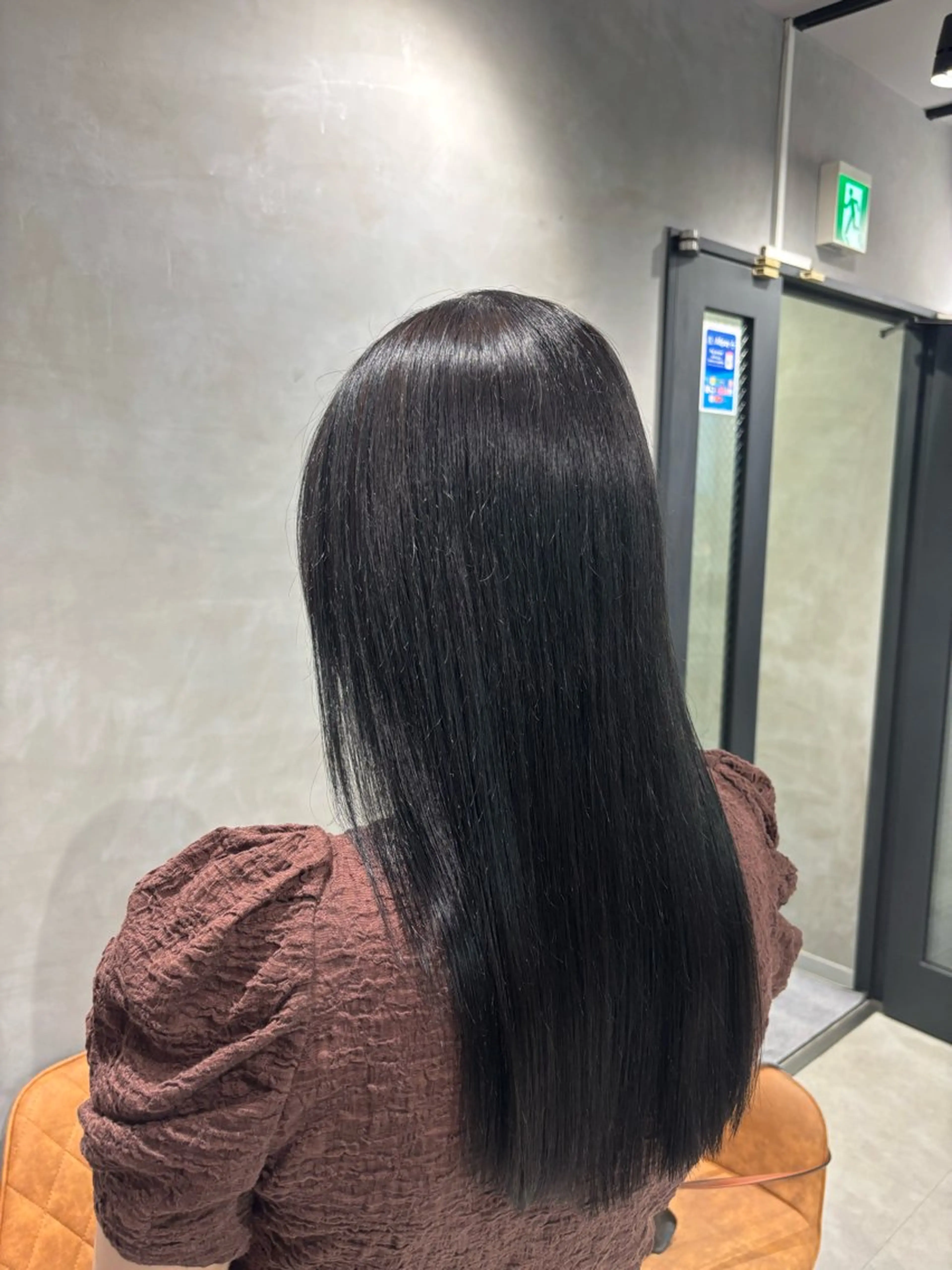 ロング カラー 黒髪 ブルーカラー ブルーブラック 透明感カラー 似合わせカット ヘアカラー トリートメント 艶カラー✨️縮毛矯正 ×耳ツボ💠mamiのヘアスタイル