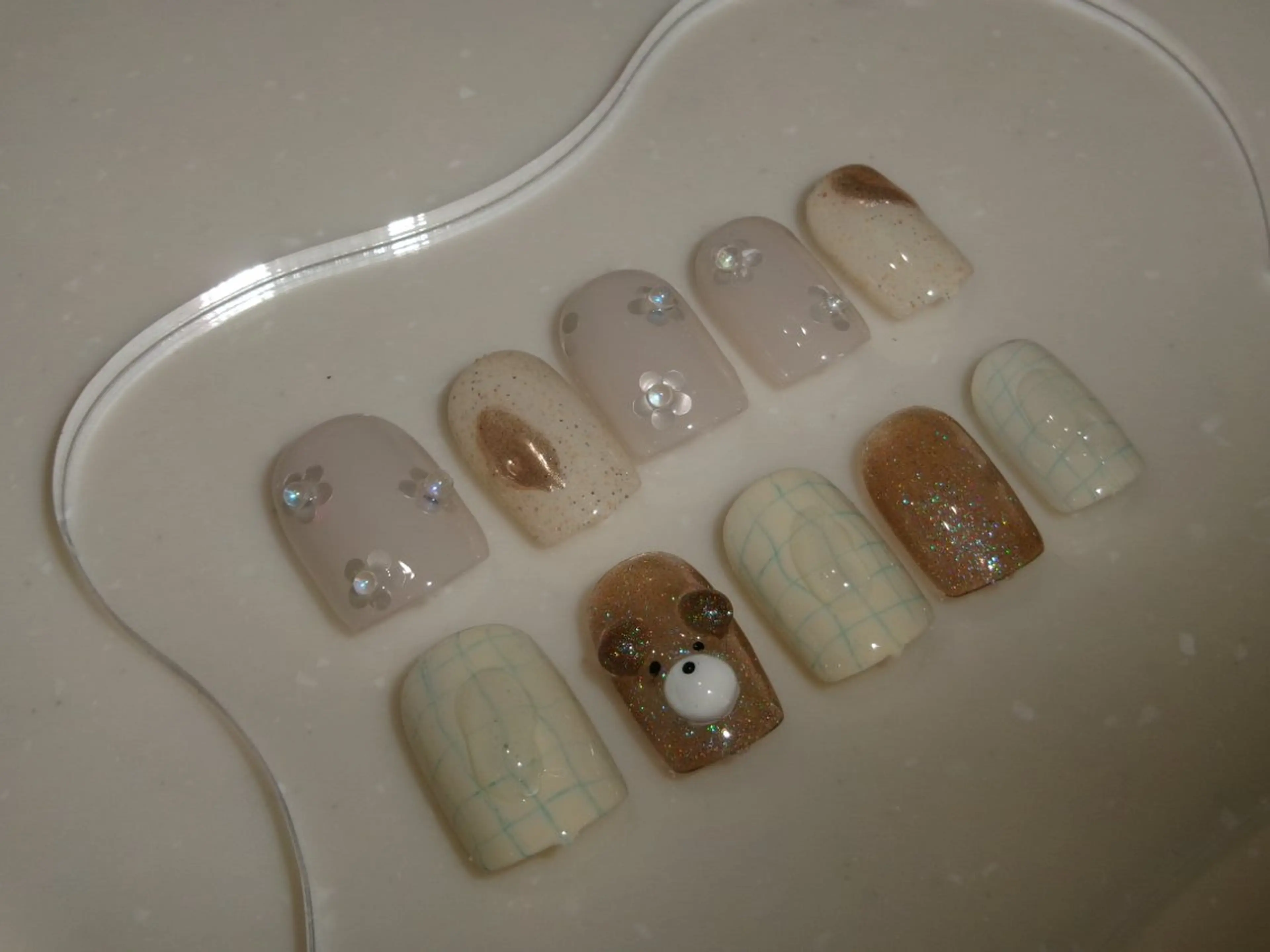 ネイル 大橋 那月のネイルデザイン