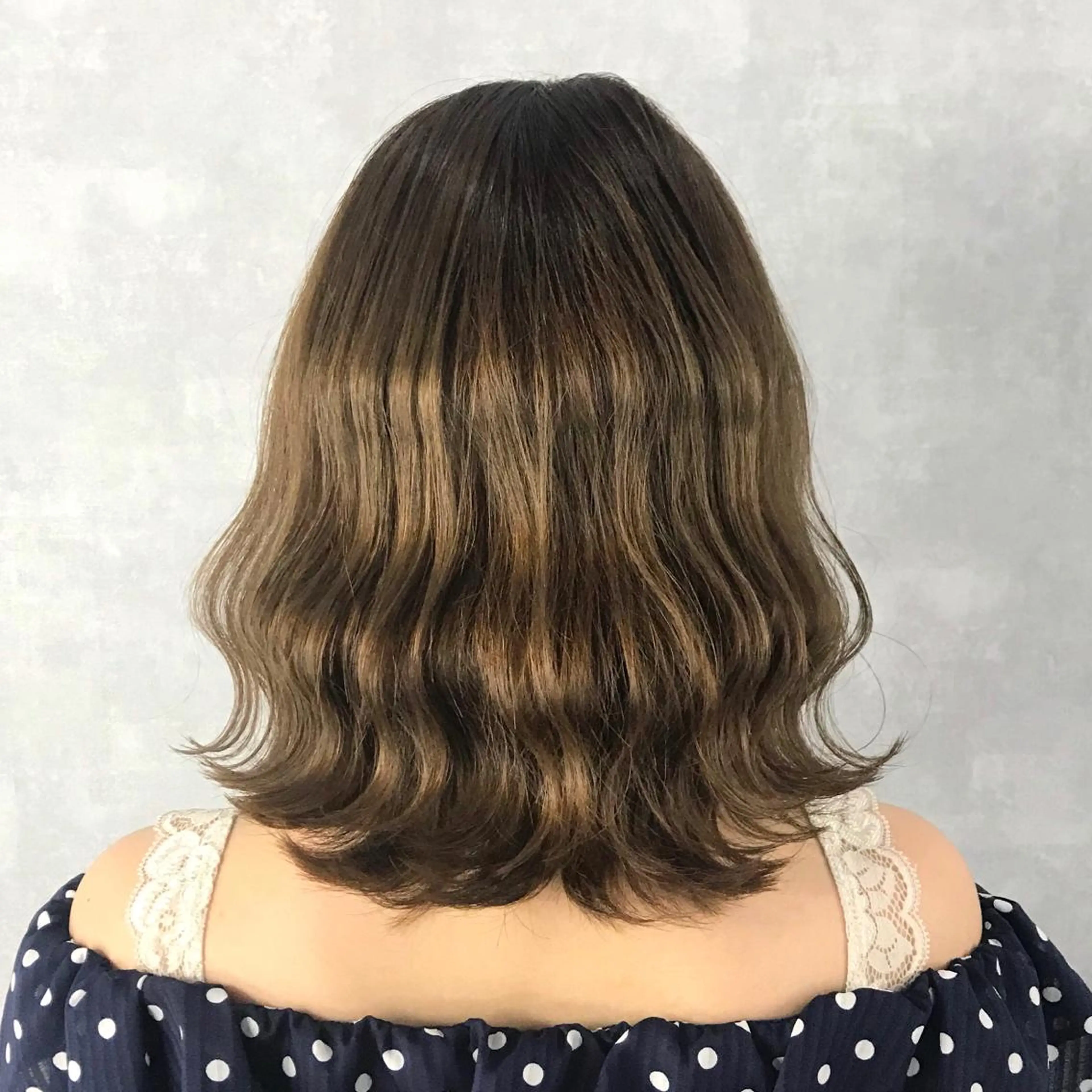 ミディアム カラー アディクシーカラー ベージュカラー ブリーチ K-POP好き美容師 🇰🇷Kai.Yのヘアスタイル