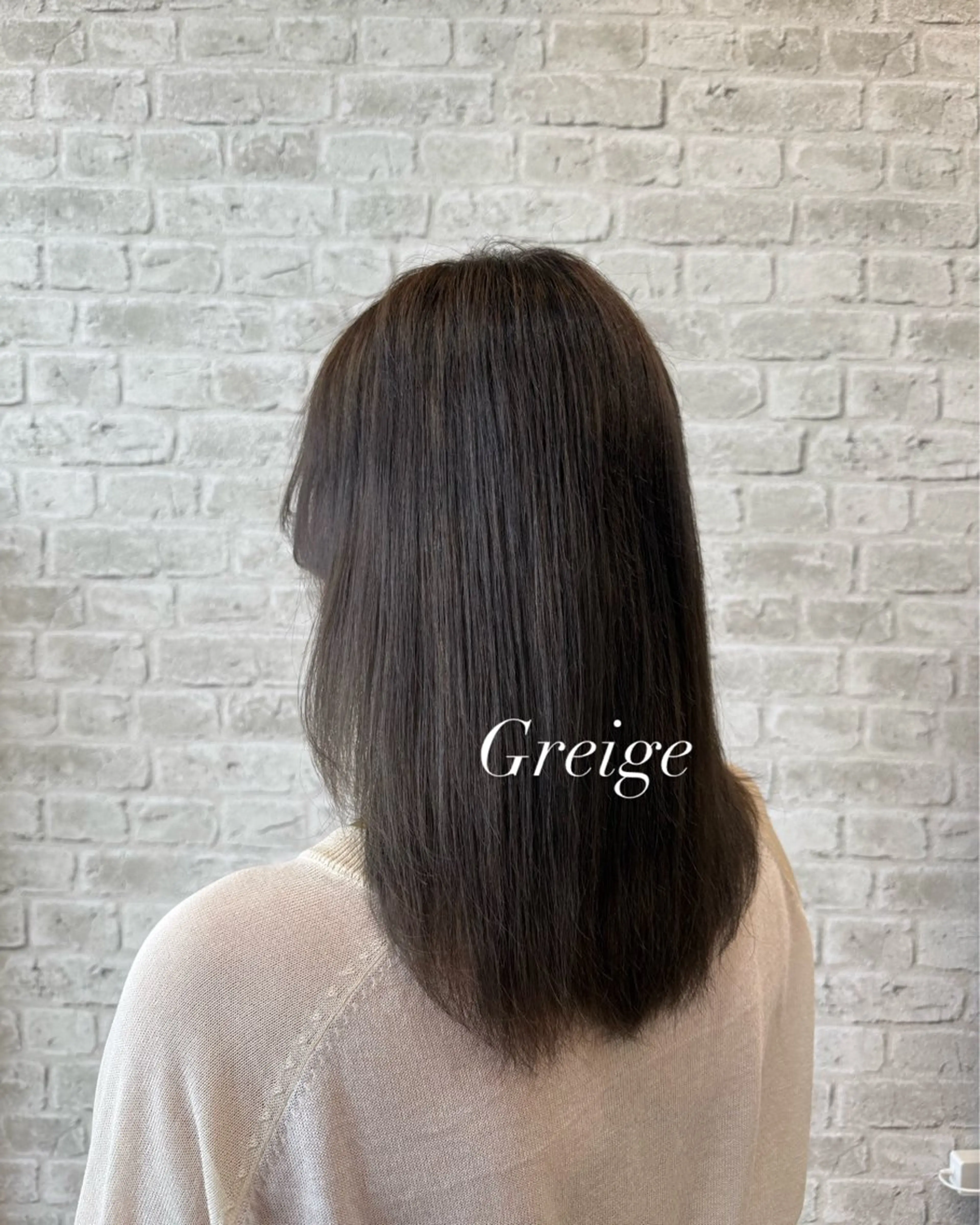 カラー ブリーチ ケアブリーチ グレージュ アトレル Ihoのヘアスタイル