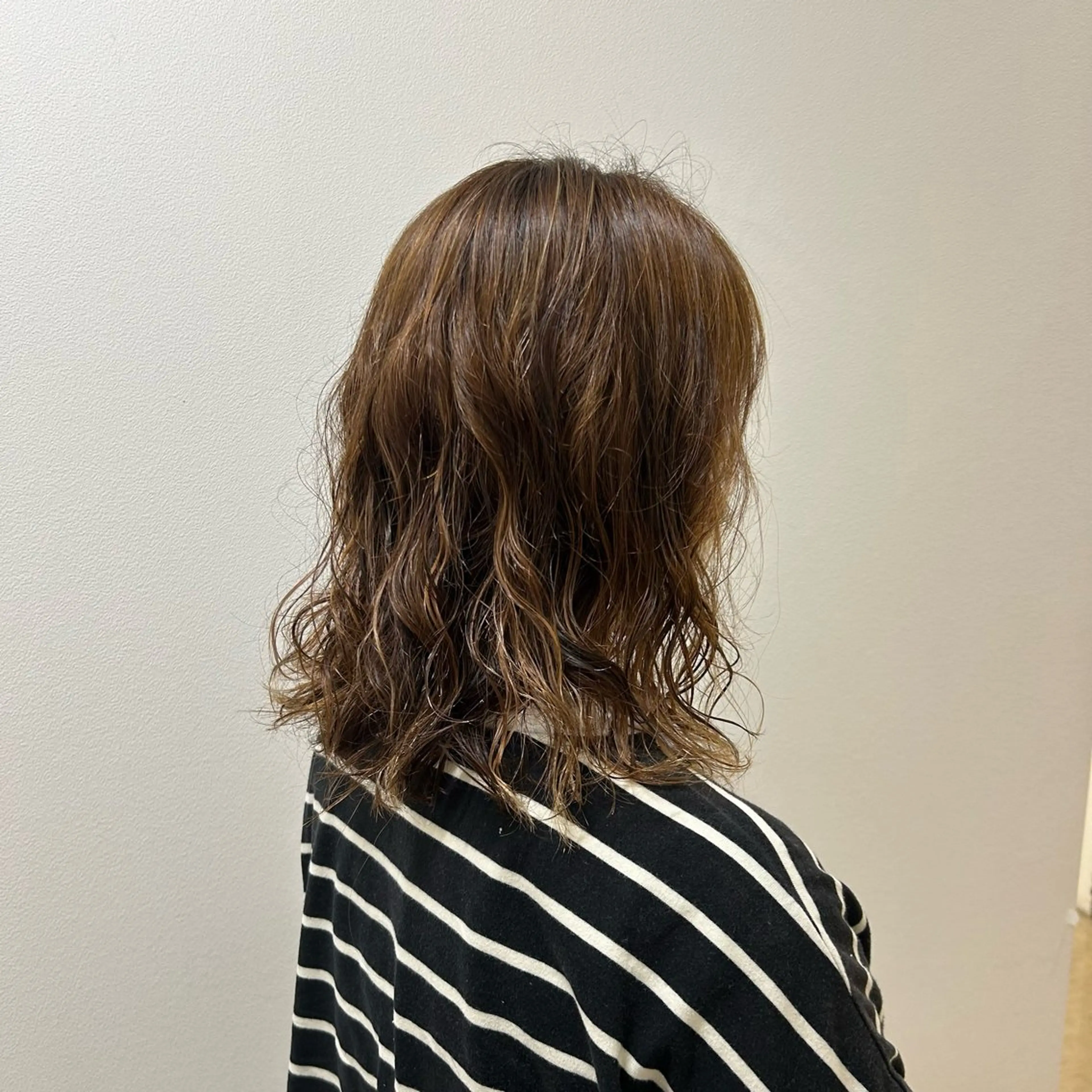 パーマ パーマ レナークウィズ　北川 愛璃のヘアスタイル