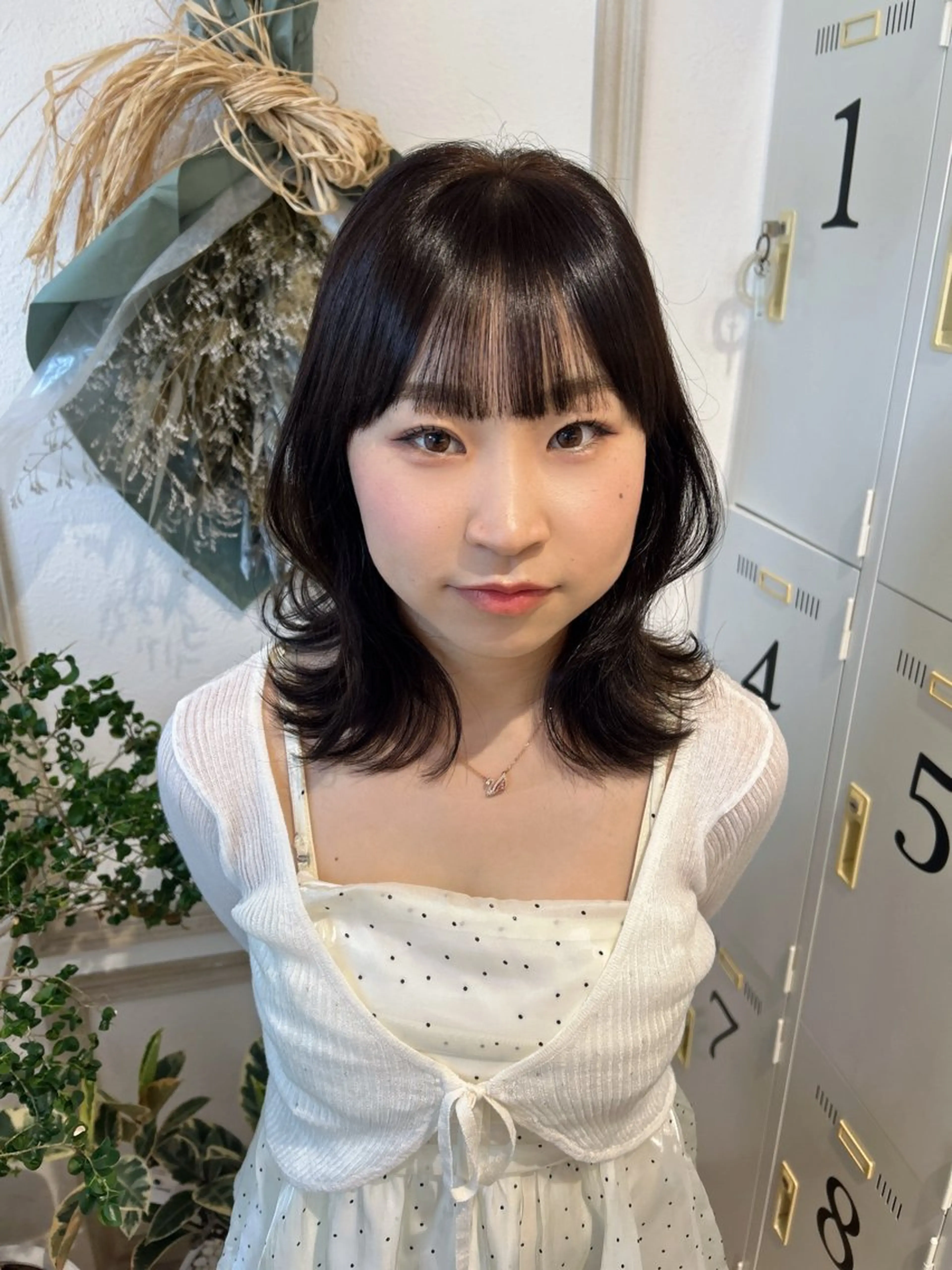 ミディアム カラー ヘアアレンジ 縮毛矯正 トリートメント カット ヘアカラー merc. 🩵せのおのヘアスタイル