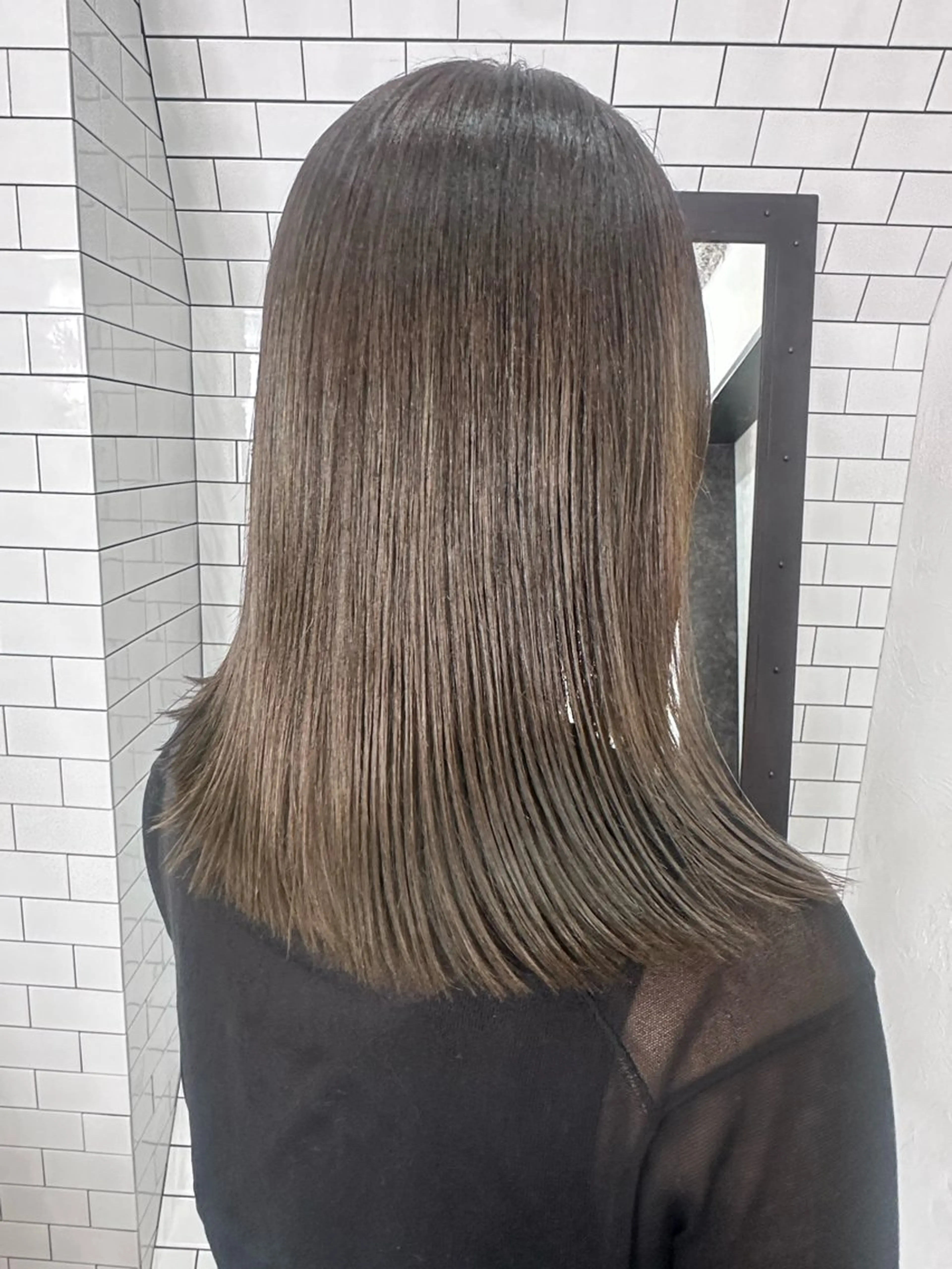 セミロング カット 縮毛矯正 トリートメント 妙見 知洋のヘアスタイル
