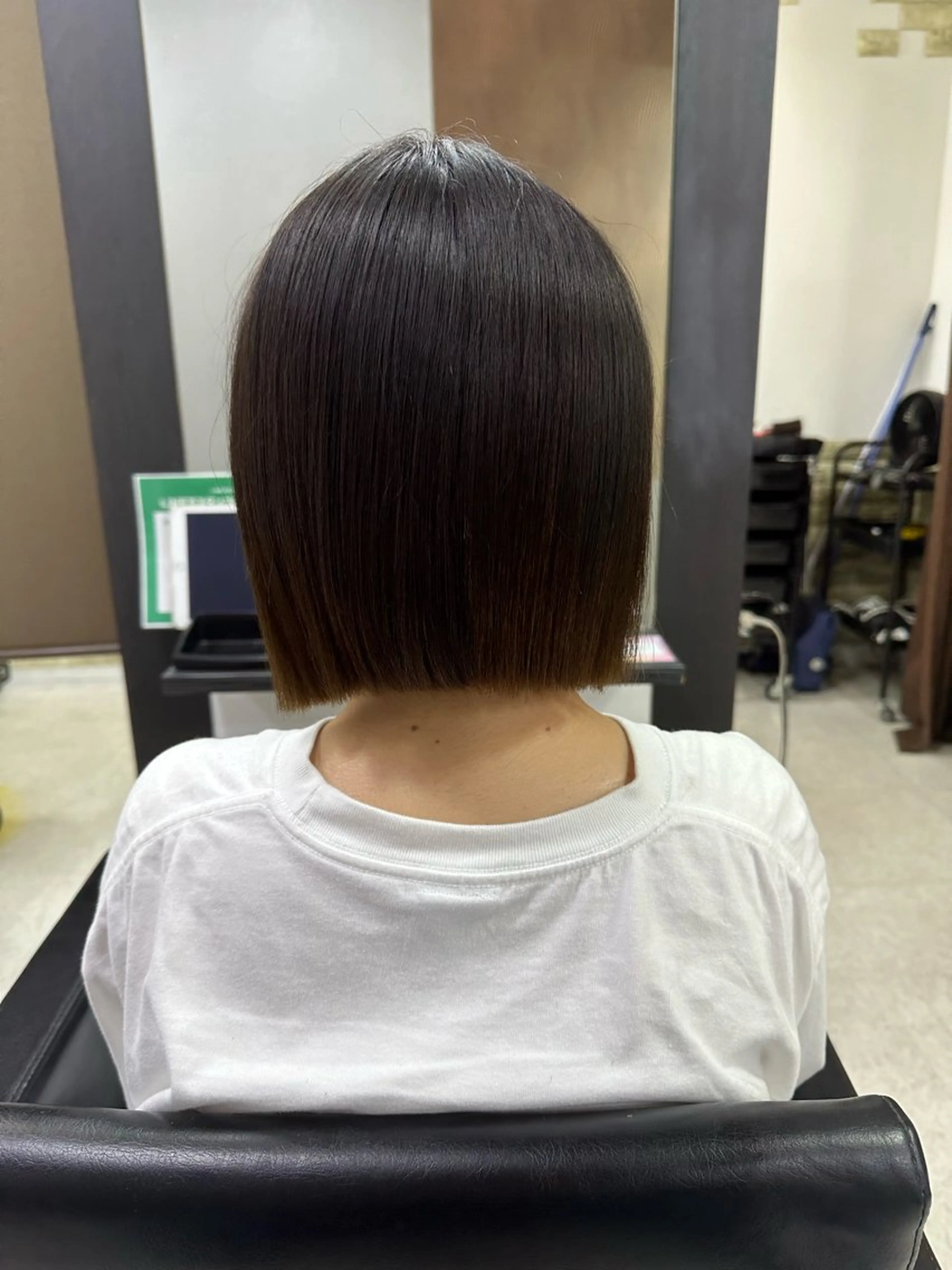 ショート 切りっぱなしボブ ボブ 坪井 拓海のヘアスタイル