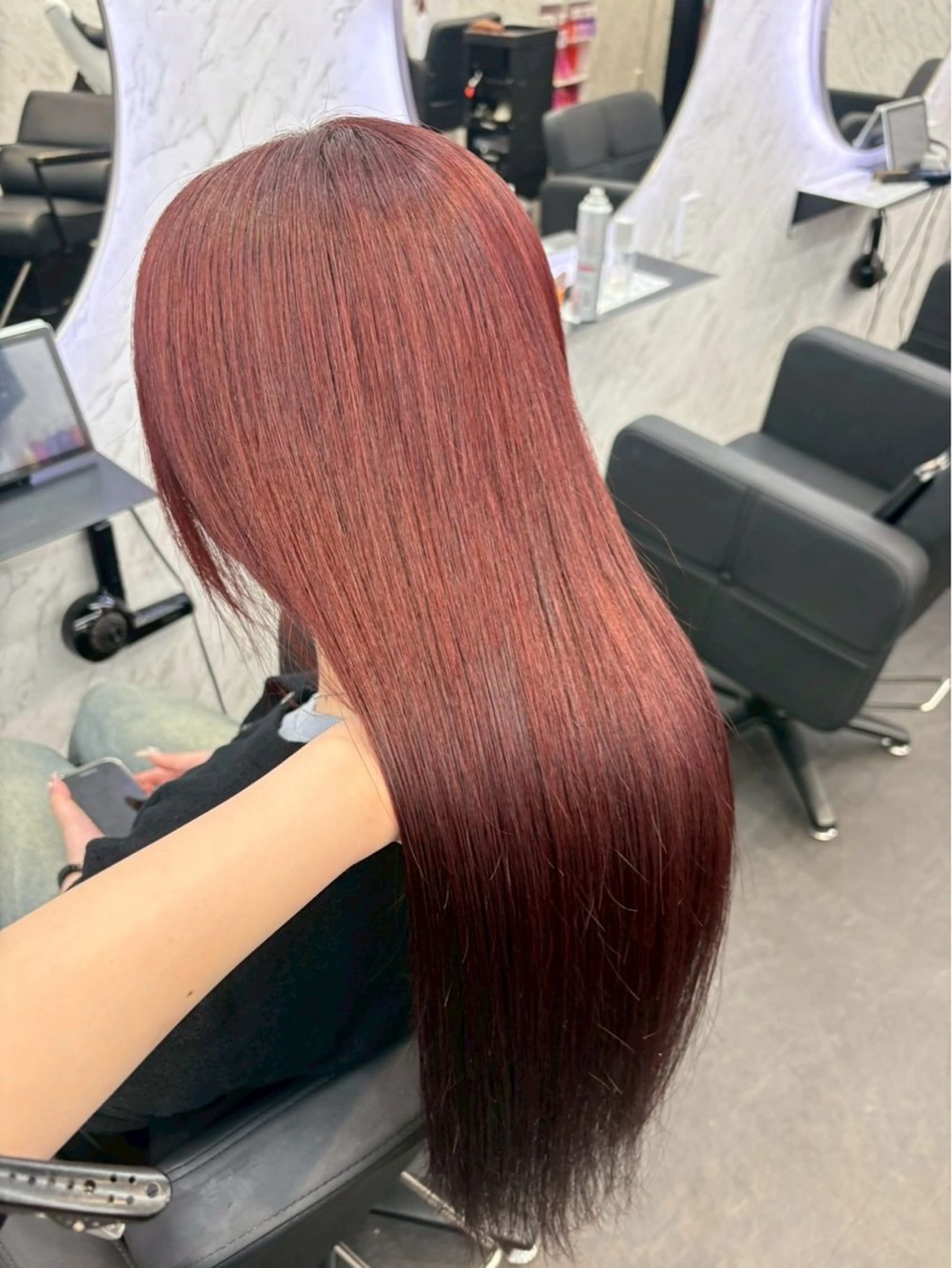 カラー ブリーチ 透明感カラー ブリーチなしカラー レッドカラー ⋆✦ Leon カット¥1100のヘアスタイル